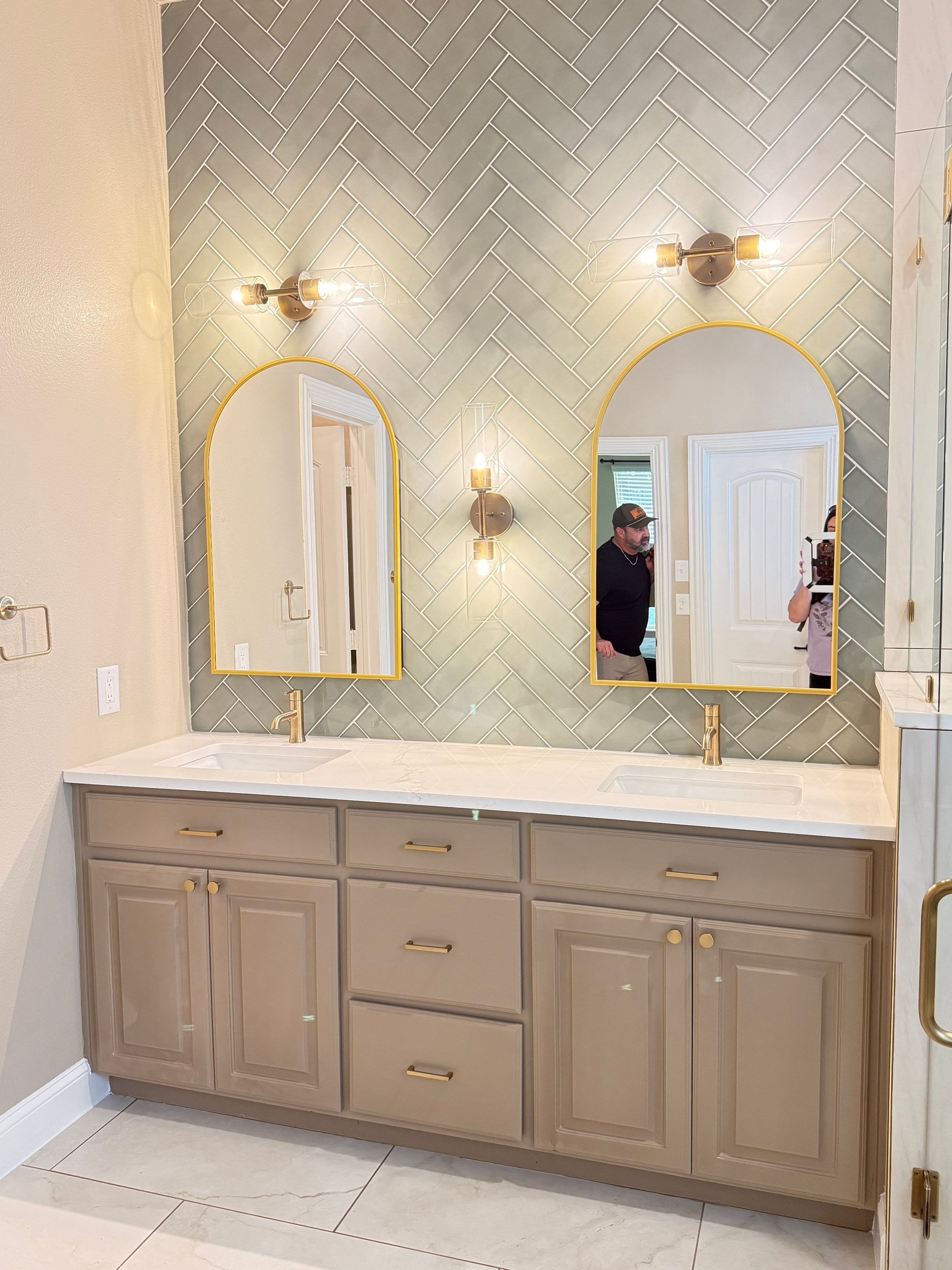 Kitchen & Primary Bath Remodel- McKinney, TX by C3 Custom Builds