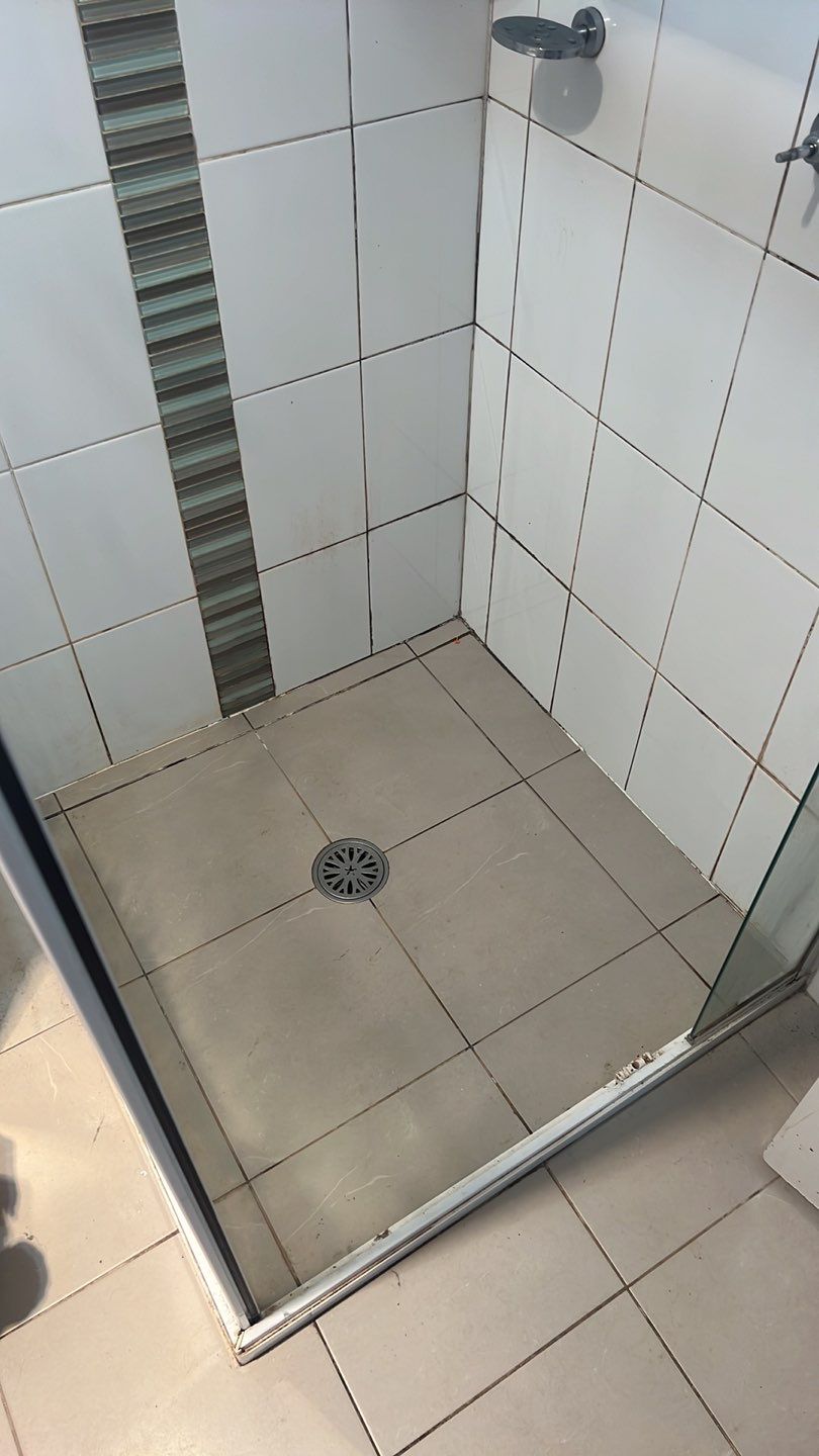 Re-seal & Re-grout by Re-seal Bathrooms