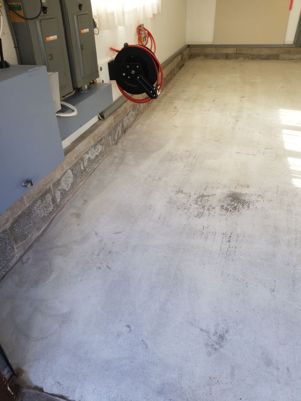 Garage Floor Coating using Penntek in Pebble Beach by Spectrum Painting, LLC