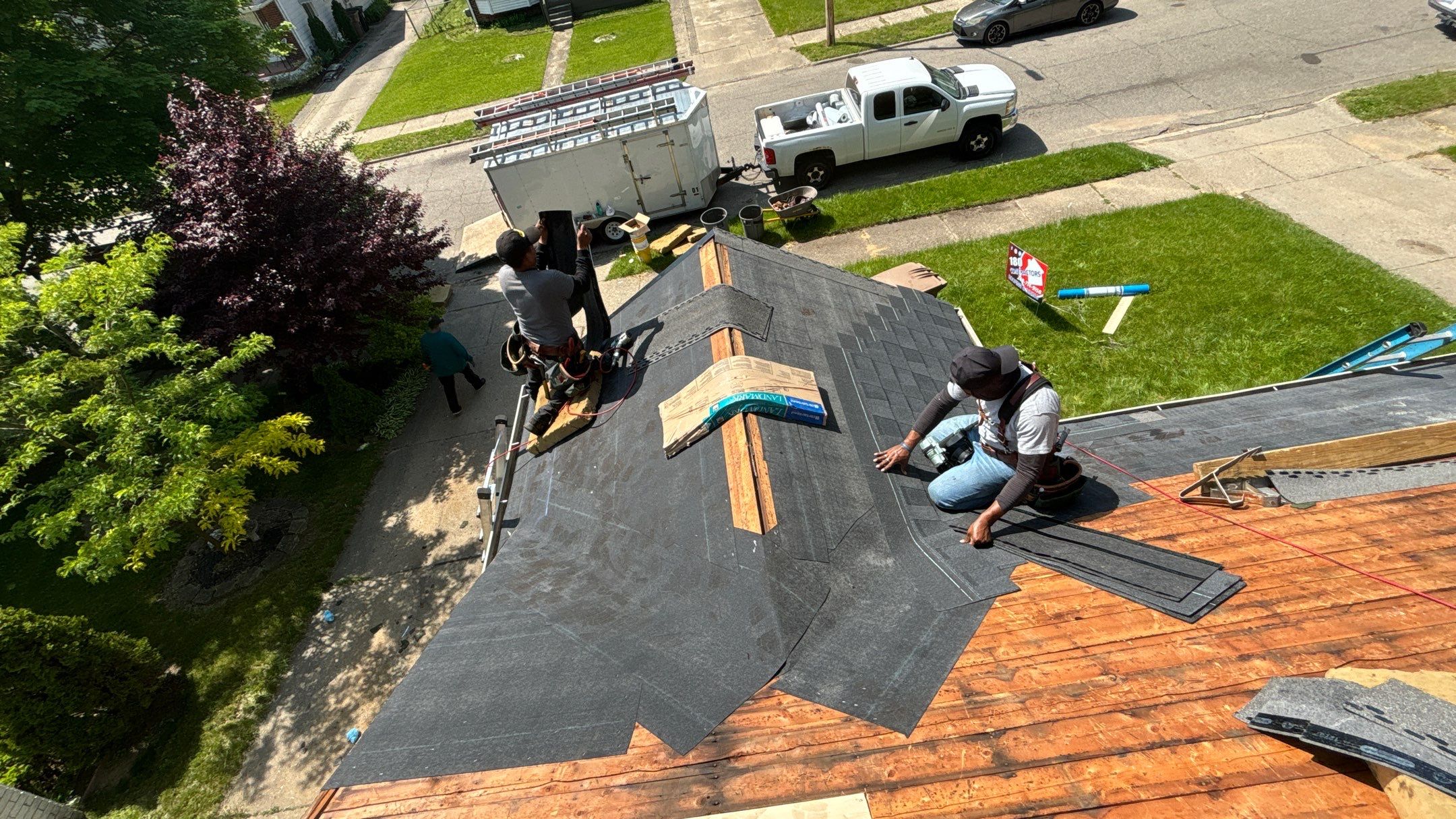 Roof Replacement using CertainTeed Landmark by 180 Contractors