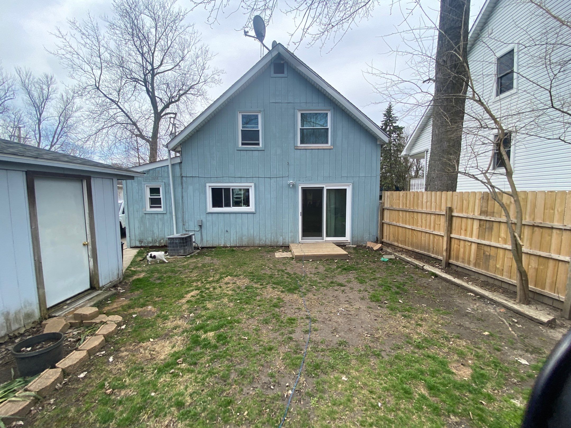 Siding Replacement using CertainTeed Restoration Classis D4 by 180 Contractors