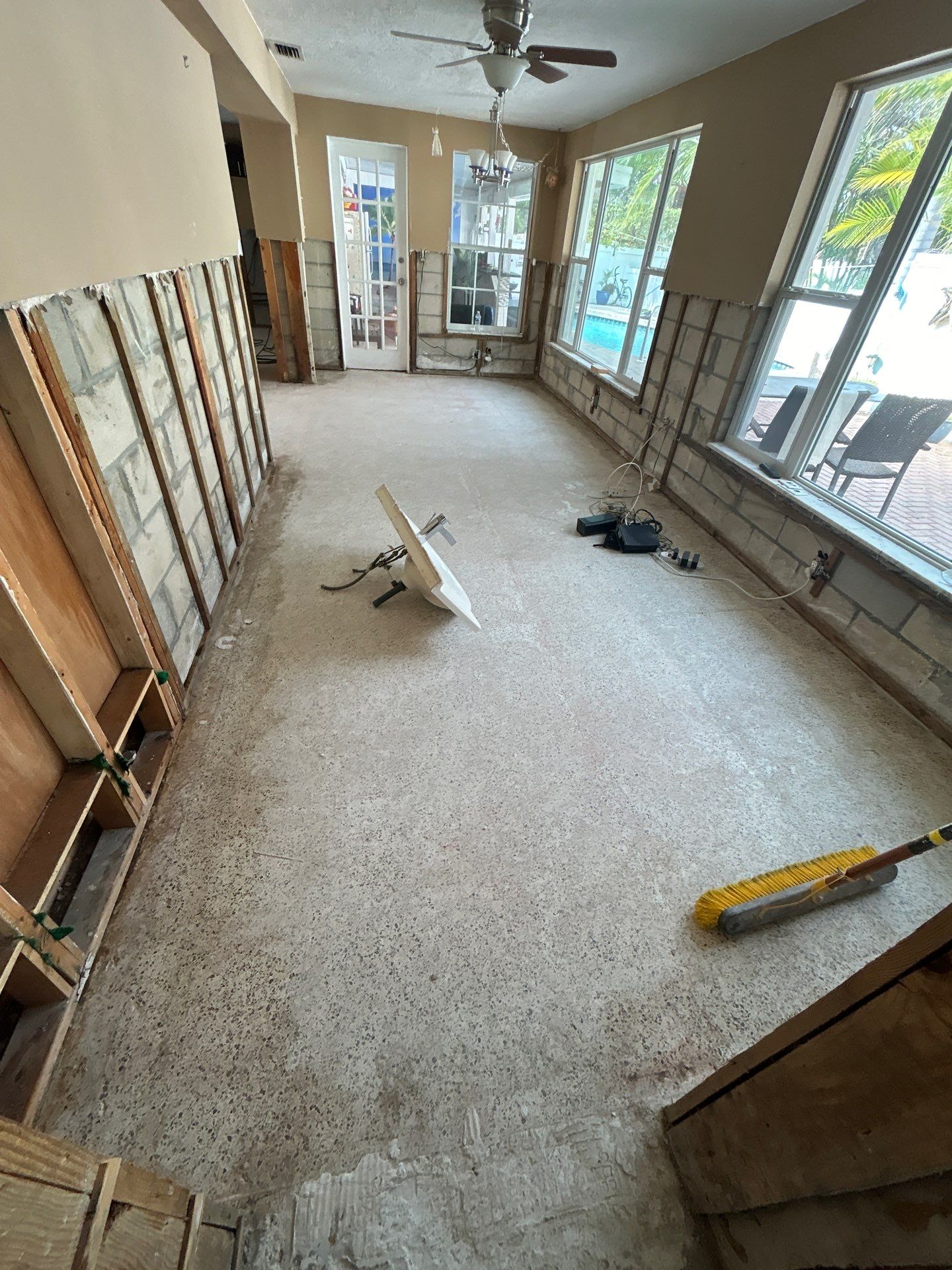 Mold Remediation + Reconstruction Bradenton by Ampm Restoration Services 