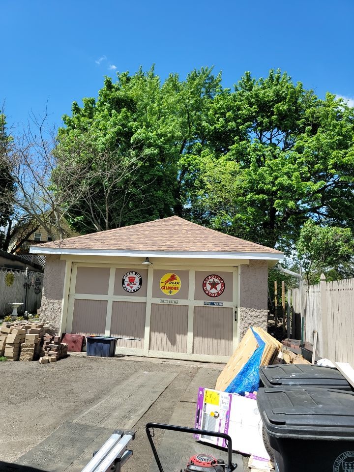 ATLAS PINNACLE COLOR: MORNING HARVEST DRIP EDGE: WHITE by Eagle Eye Roofing