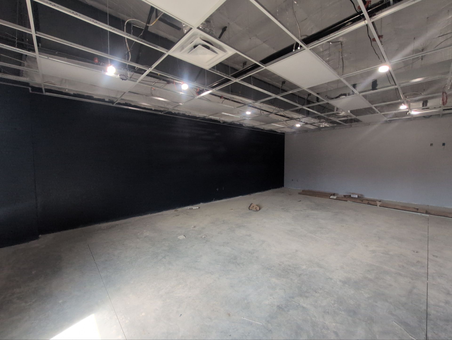 Commercial AV Integration and Network Infrastructure for Lebanon Facility by Techkinect