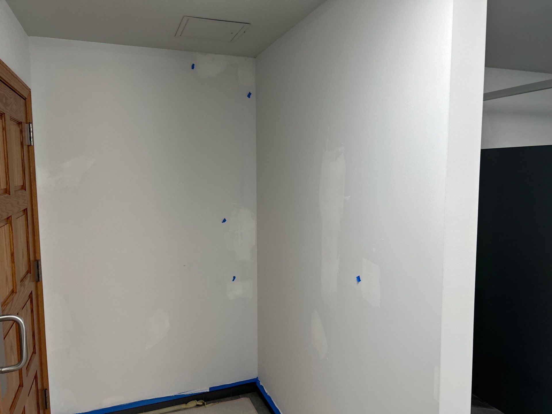 Wallpaper removal and Painting by Gordon Painting
