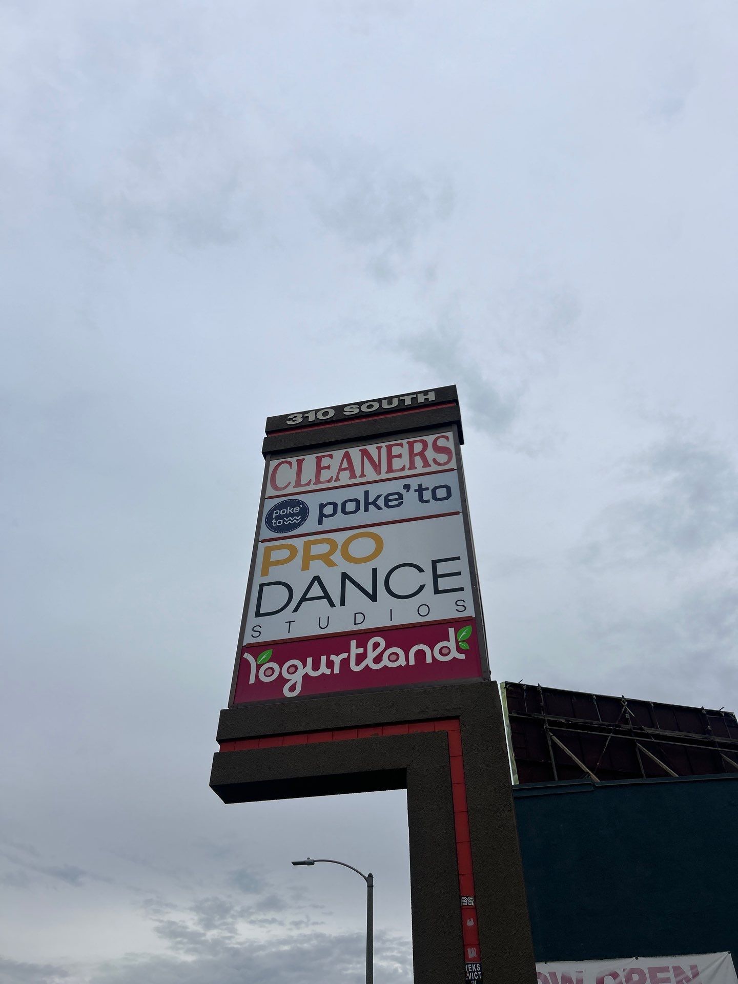 Project in Los Angeles by Golden State Signs