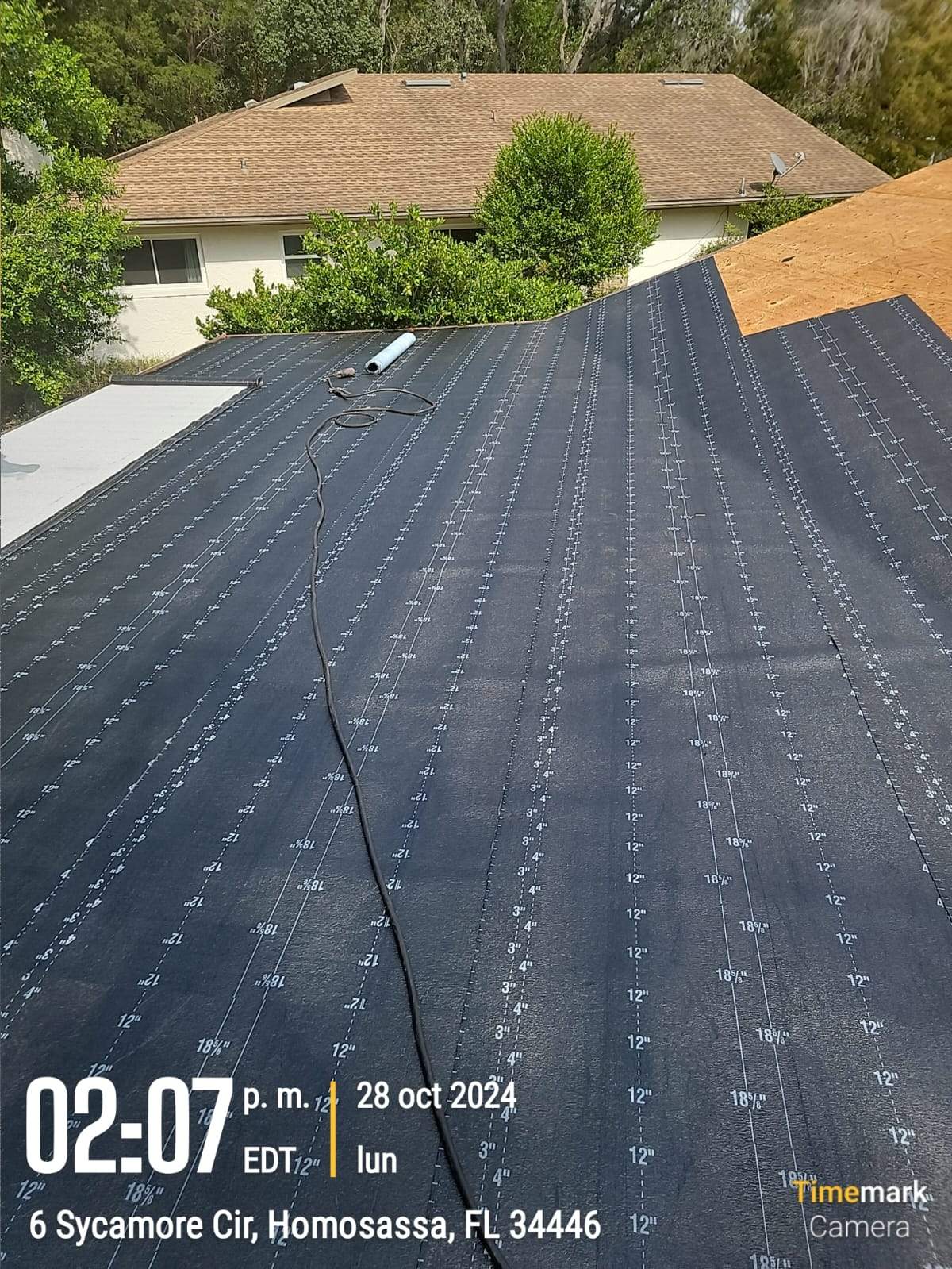 Residential Roofing Installation using Owen's Corning Shingles by RoofGuru AI