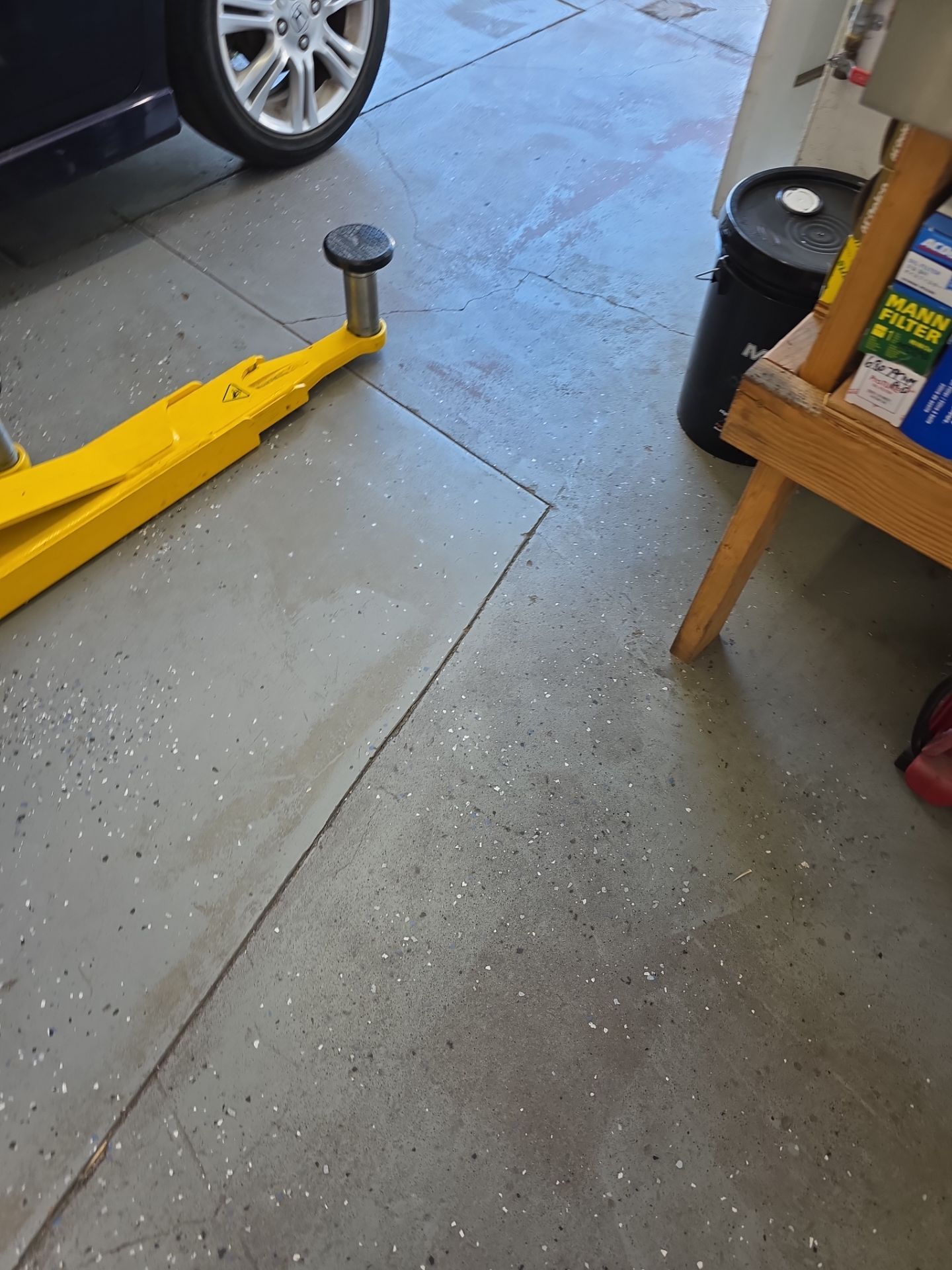 Simiron Stargazer Epoxy Coating for Commercial Auto Shop in Arroyo Grande by MGP Coatings