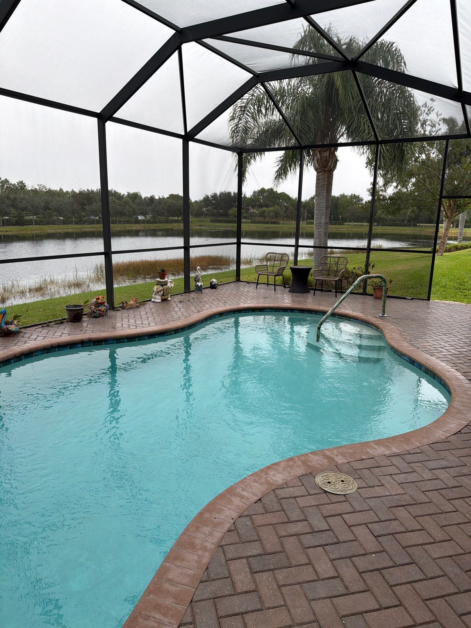 Valencia Lakes Paver Stripping and Sealing for Full Residential Property by Supreme Paver Experts
