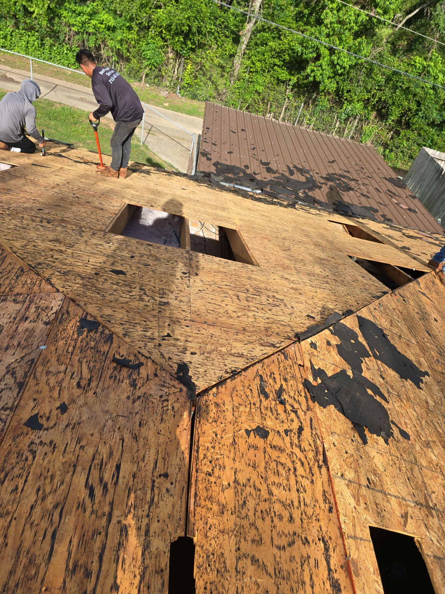 Roof Replacement Houston by Roof Repair Company