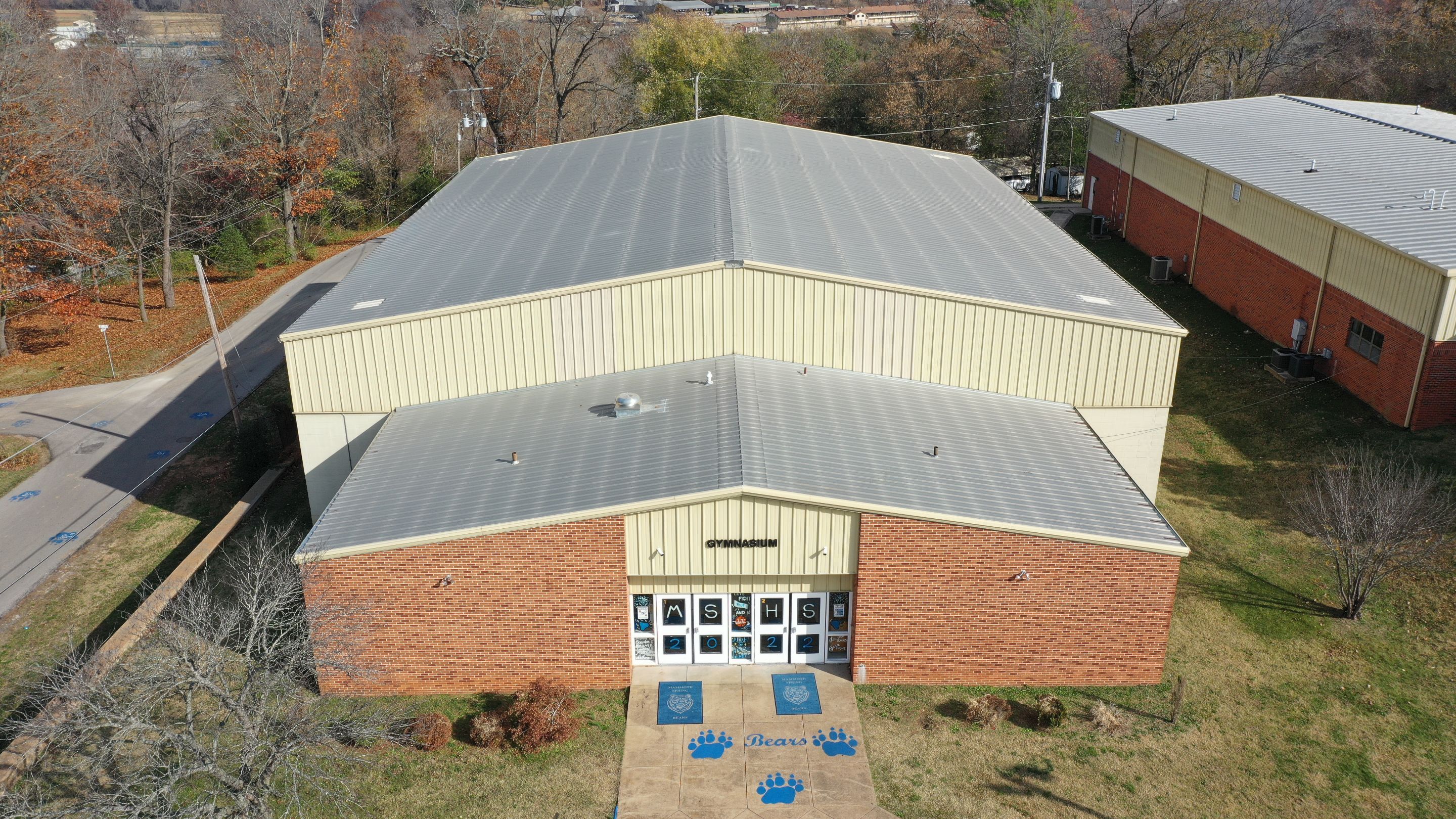 Mammoth Springs Gymnasium by Hostetler Roofing