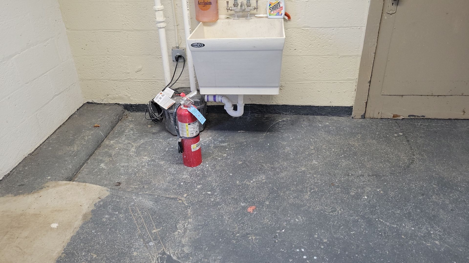 Laundry Room Floor Coating using Penntek- Silver Creek by Spectrum Painting, LLC