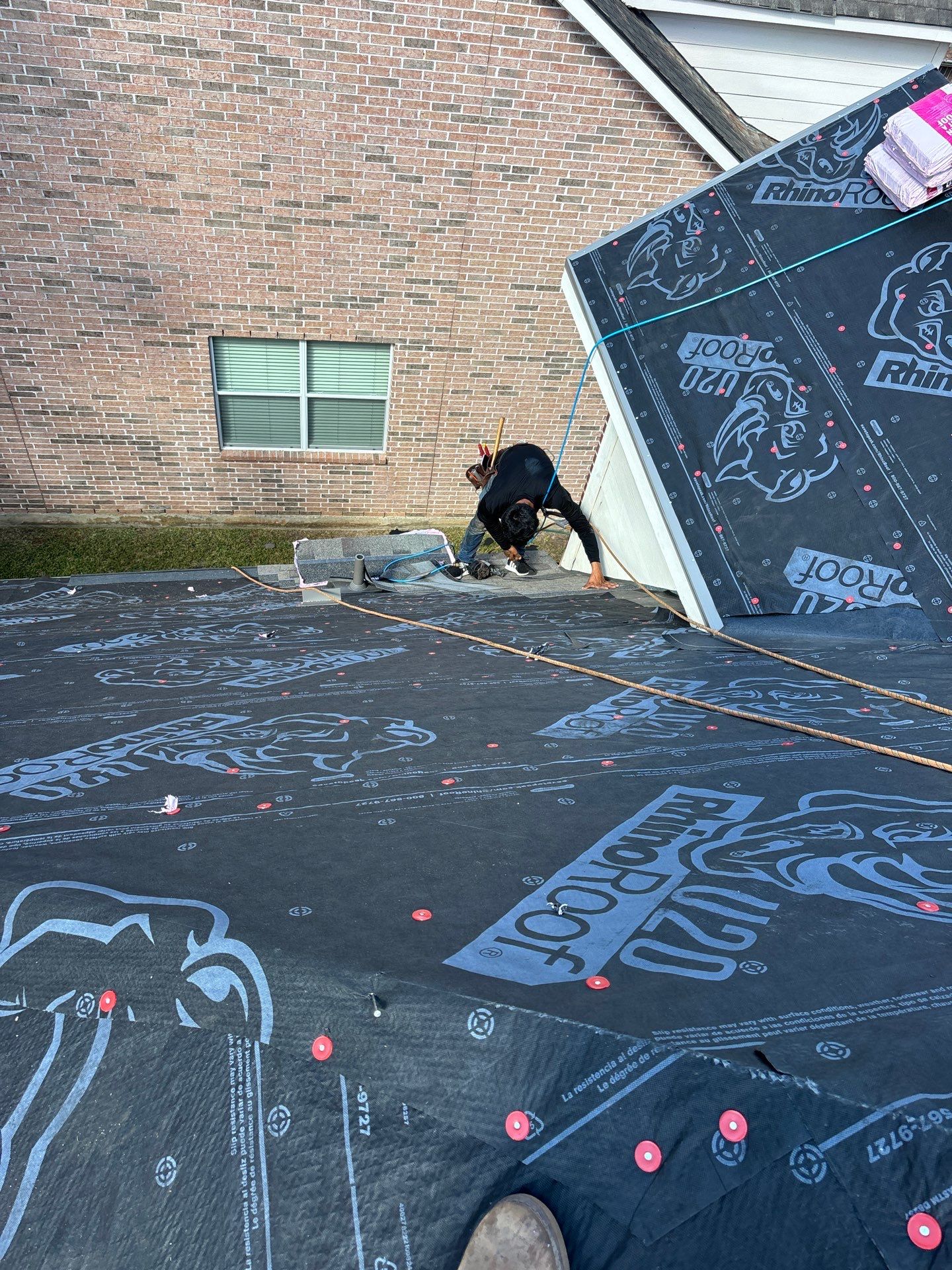 Residential Roofing Installation using Owen's Corning Duration (Lifetime) Shingles by Roof Repair Company