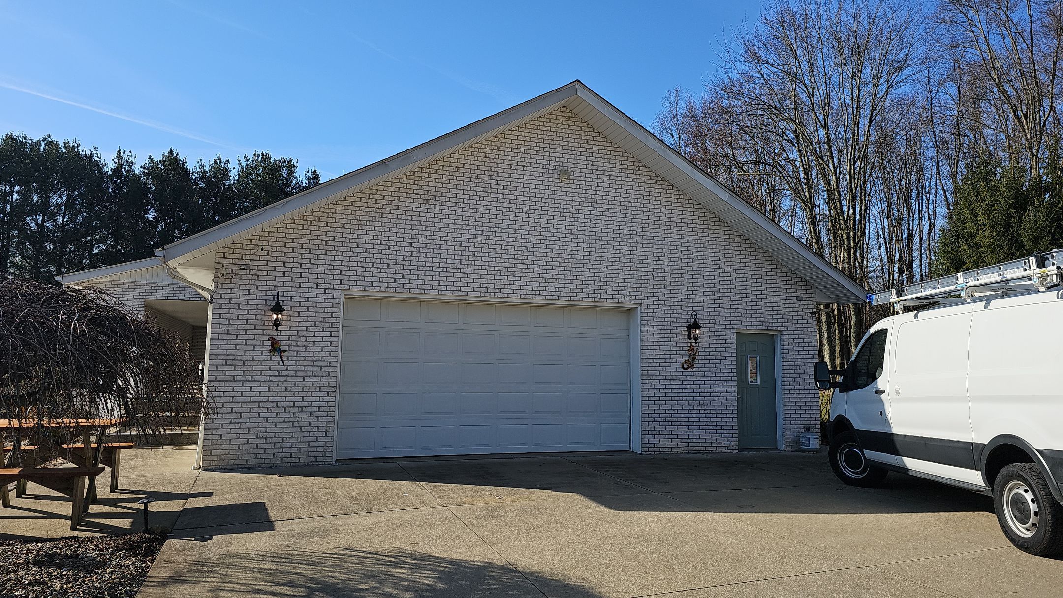 Atlas Pinnacle Color: Majestic Shake; Drip Edge Color: Royal Brown by Eagle Eye Roofing
