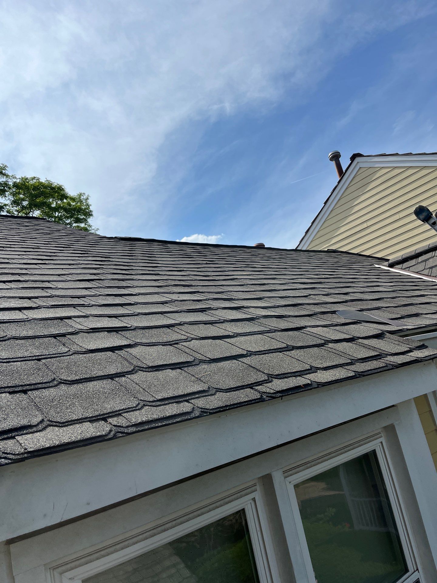 Arlington: CertainTeed Grand Manor Designer Shingles in Weathered Wood by RM Banning, Inc.