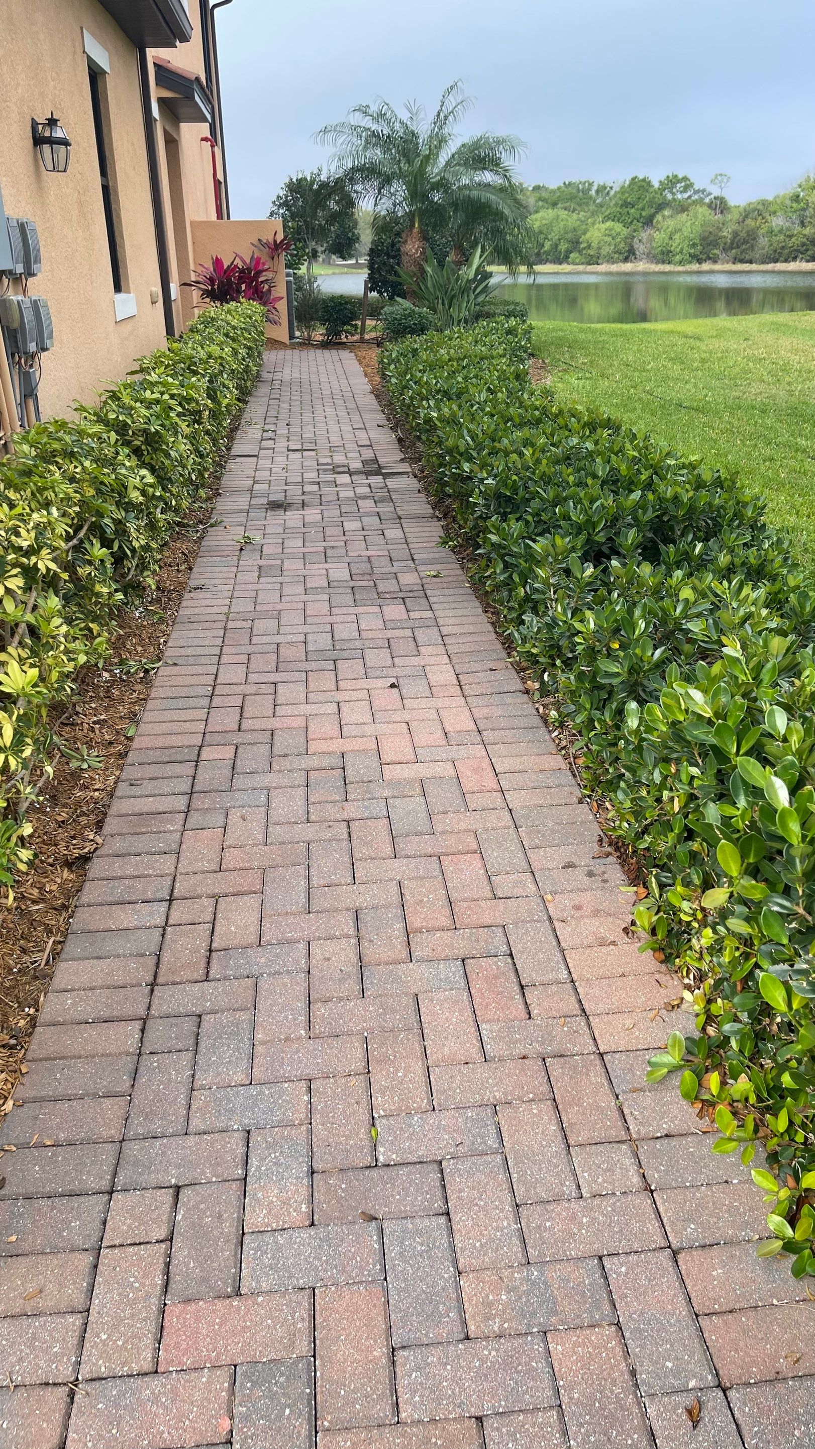 HOA Paver Driveway & Sidewalk Cleaning in Sarasota National, Venice, FL | Sunshine AquaWash by Sunshine AquaWash
