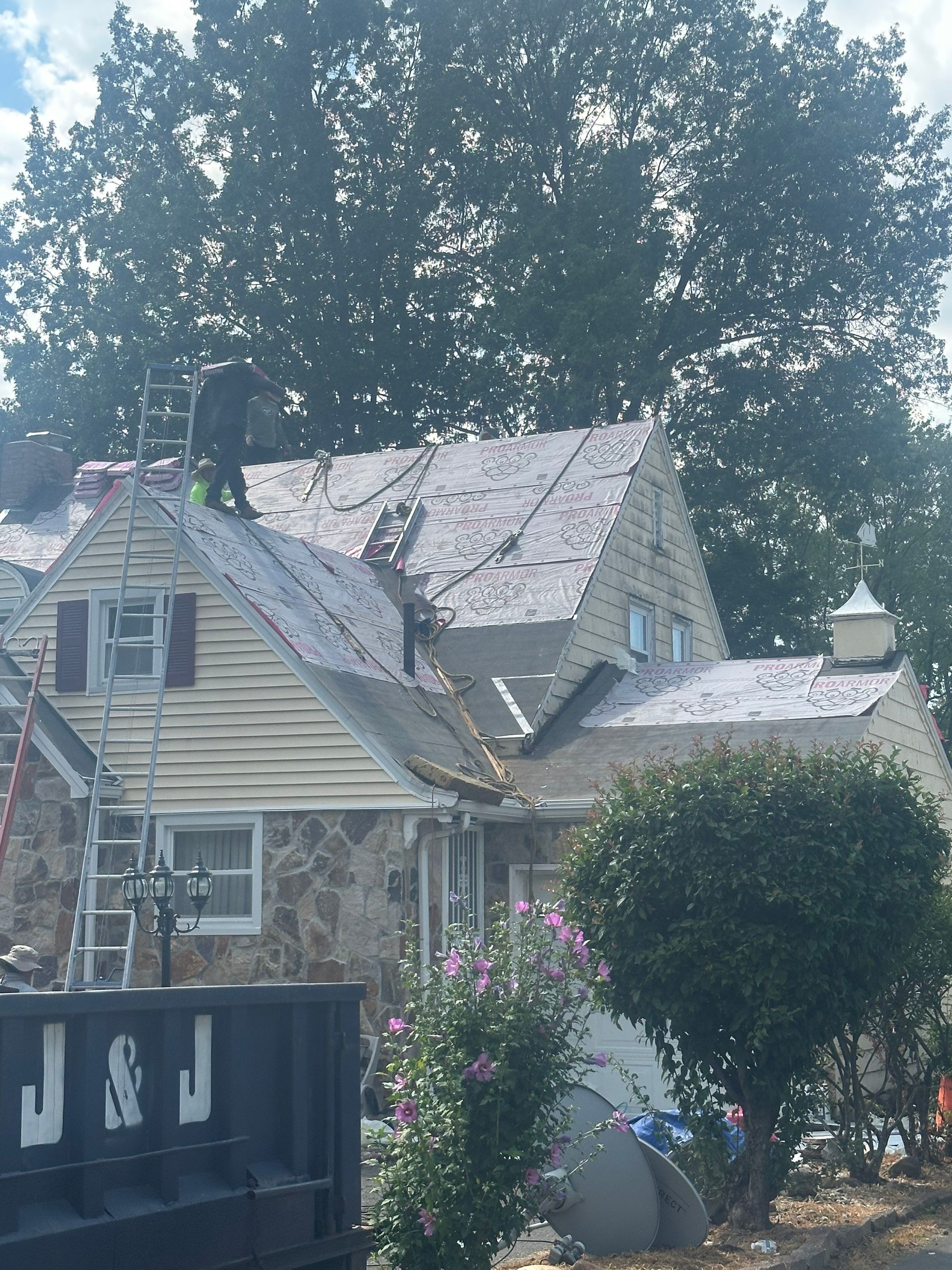 Owens Corning Duration: Desert Rose in HARTFORD by Golden Shield Roofing
