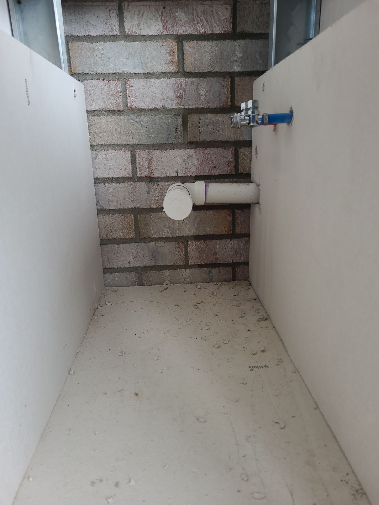 Summer Kitchen in Conroe, TX by SophAlx LLC