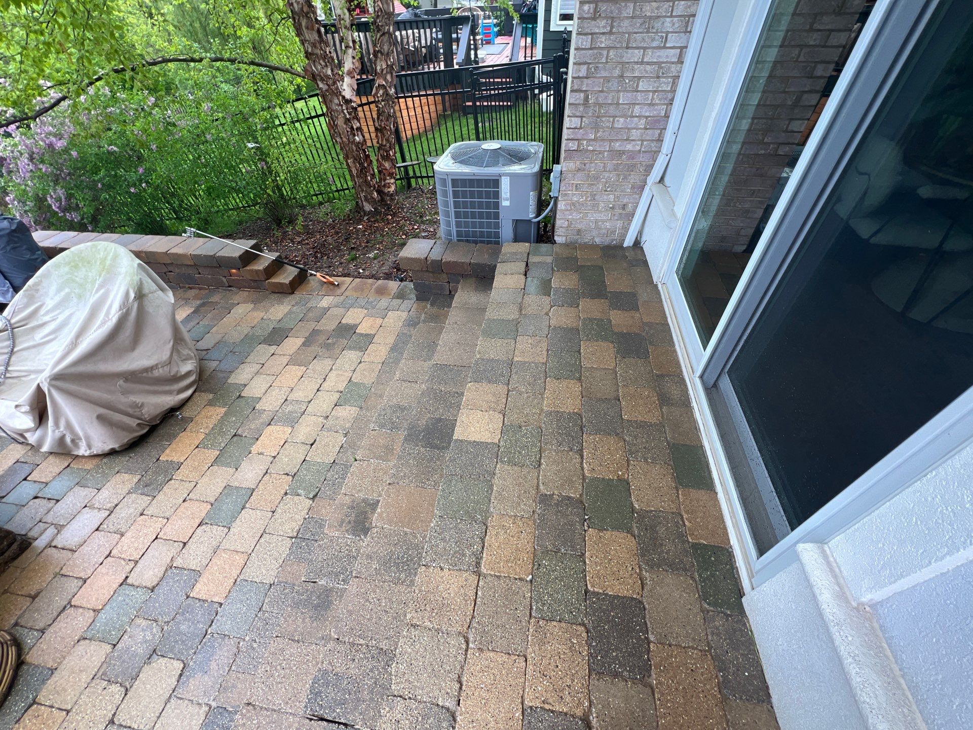 dryvit using Algaecide, soft wash soap by Northern Power Washing LLC.