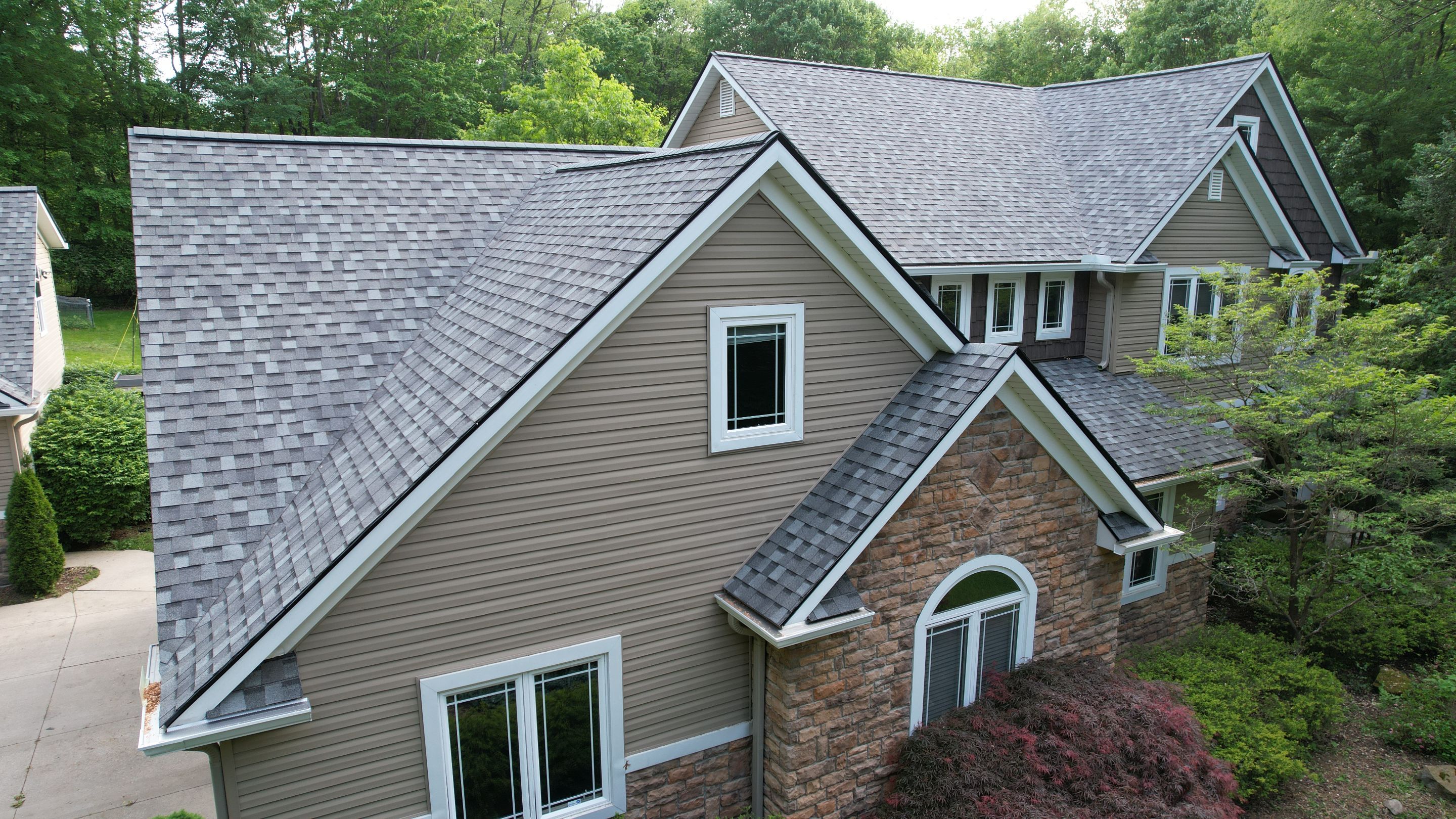 Atlas Pinnacle, Color, Coastal Granite, Drip Edge, Color, Black by Eagle Eye Roofing