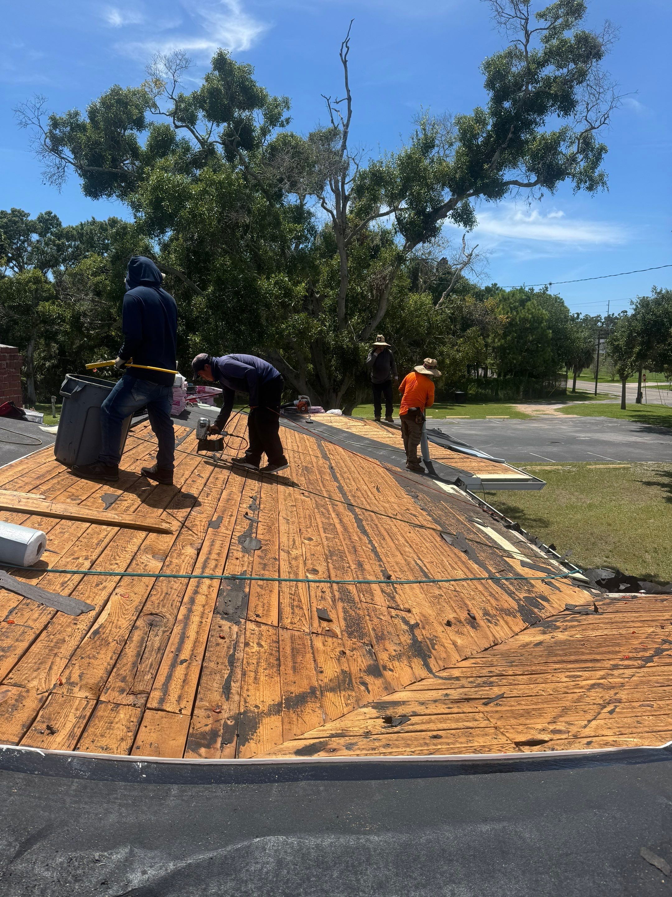 Project in St. Petersburg 33712 by Mitchell Roofing Company LLC 