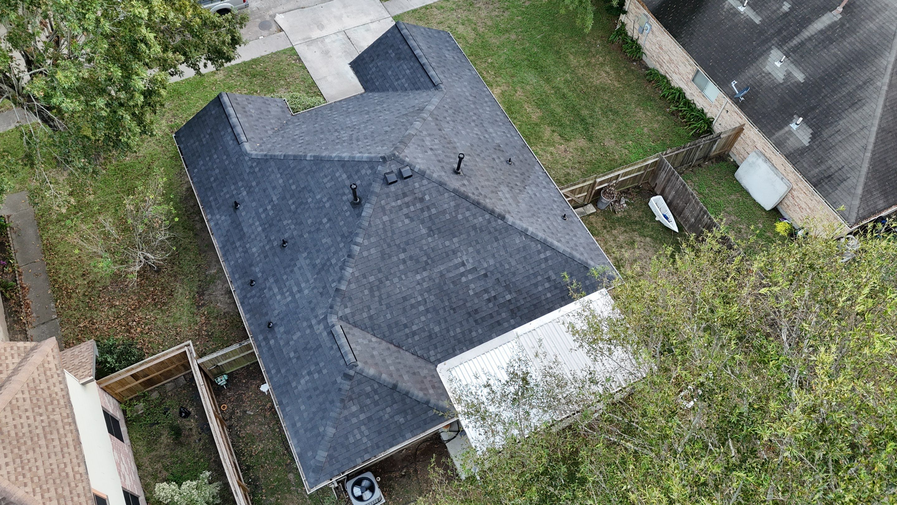 Baytown Roof Replacement by Modern BYLT Roofing & Construction
