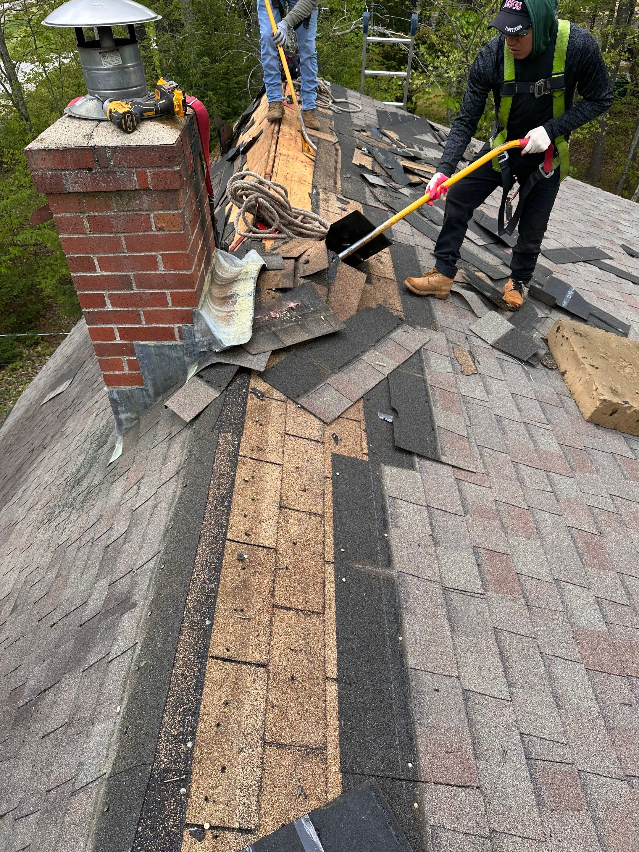 🏡 Full Roof Replacement & Chimney Reflash – Epsom, NH by Tall pine roofing