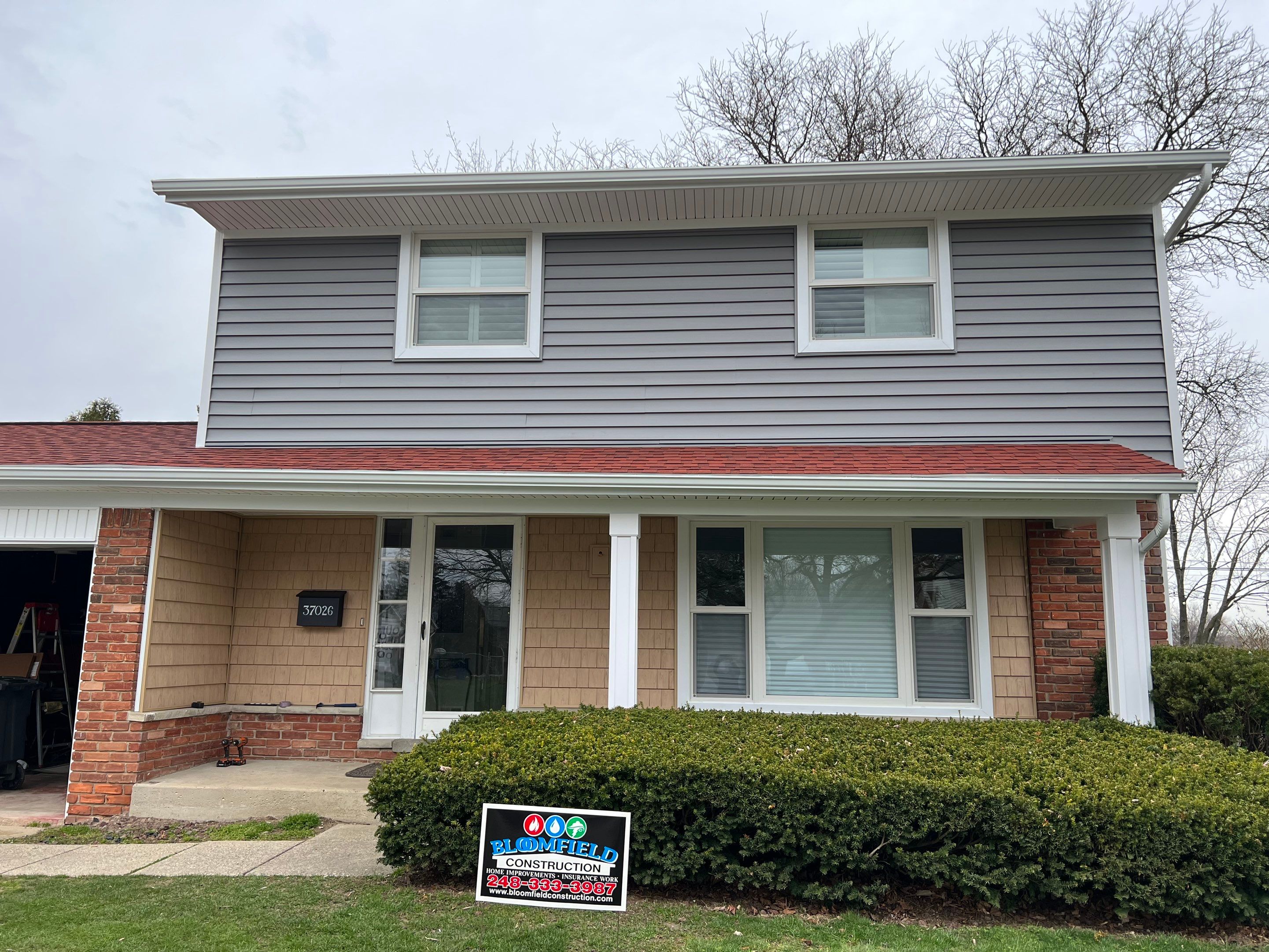 Vinyl Siding Replacement - Private Residence  by Bloomfield Construction & Restoration