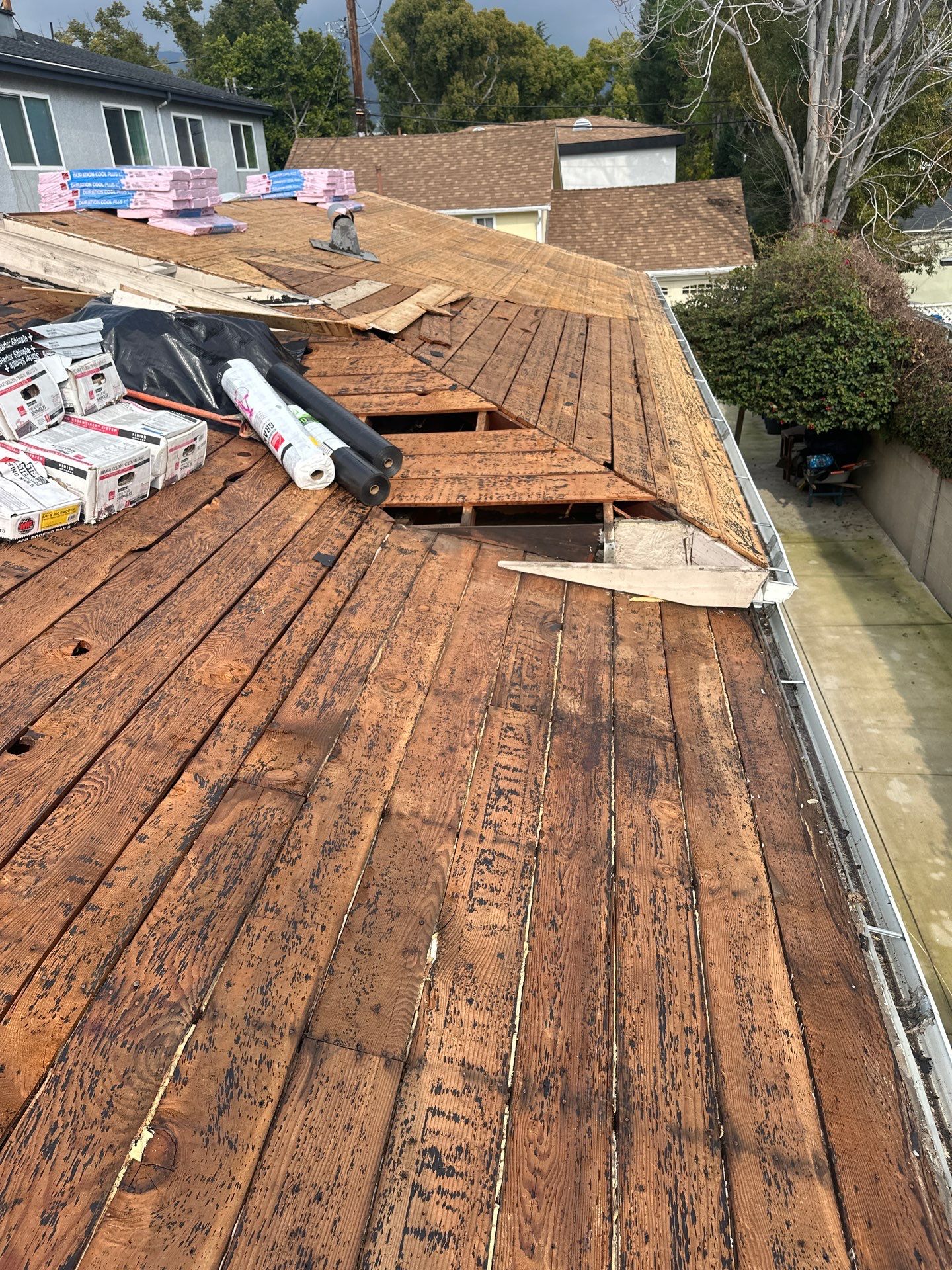 Roof Replacement - Burbank, CA 91506 by Epic Roof Replacement