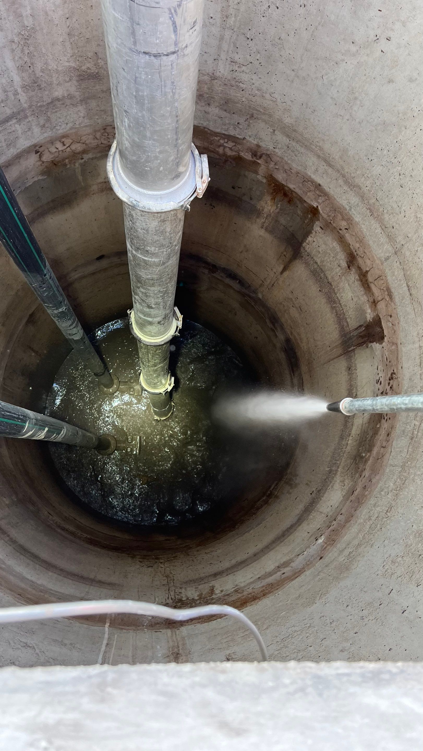 Lehigh Acres New Construction Community Sewer System Cleaning Part 2 by APS Power & Water