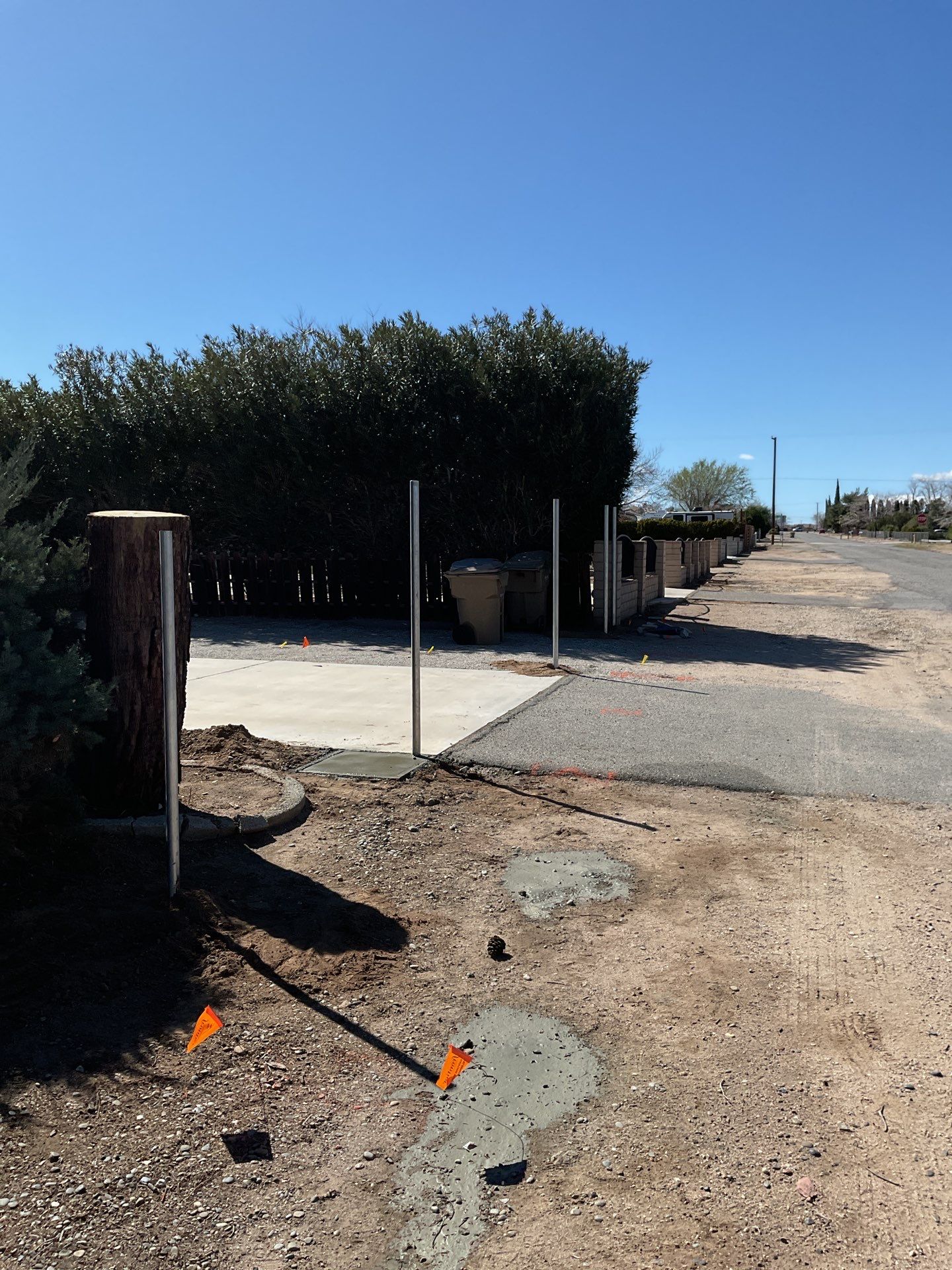 Fence Installation using chain -link by Fence Guys Inc.