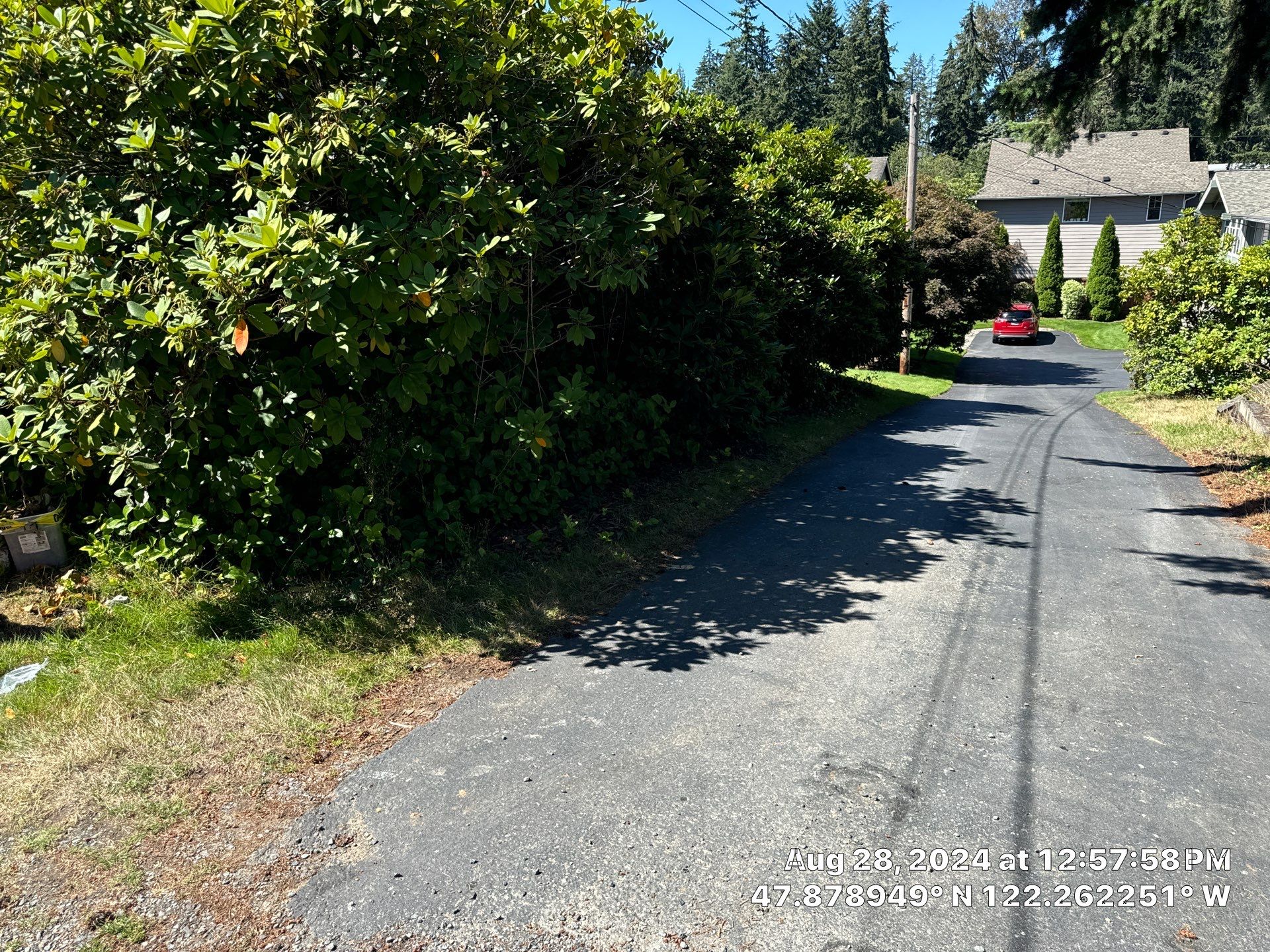 Jireh Outdoor Projects | Retaining Wall & Fence Build by Jireh Asphalt & Concrete Inc 