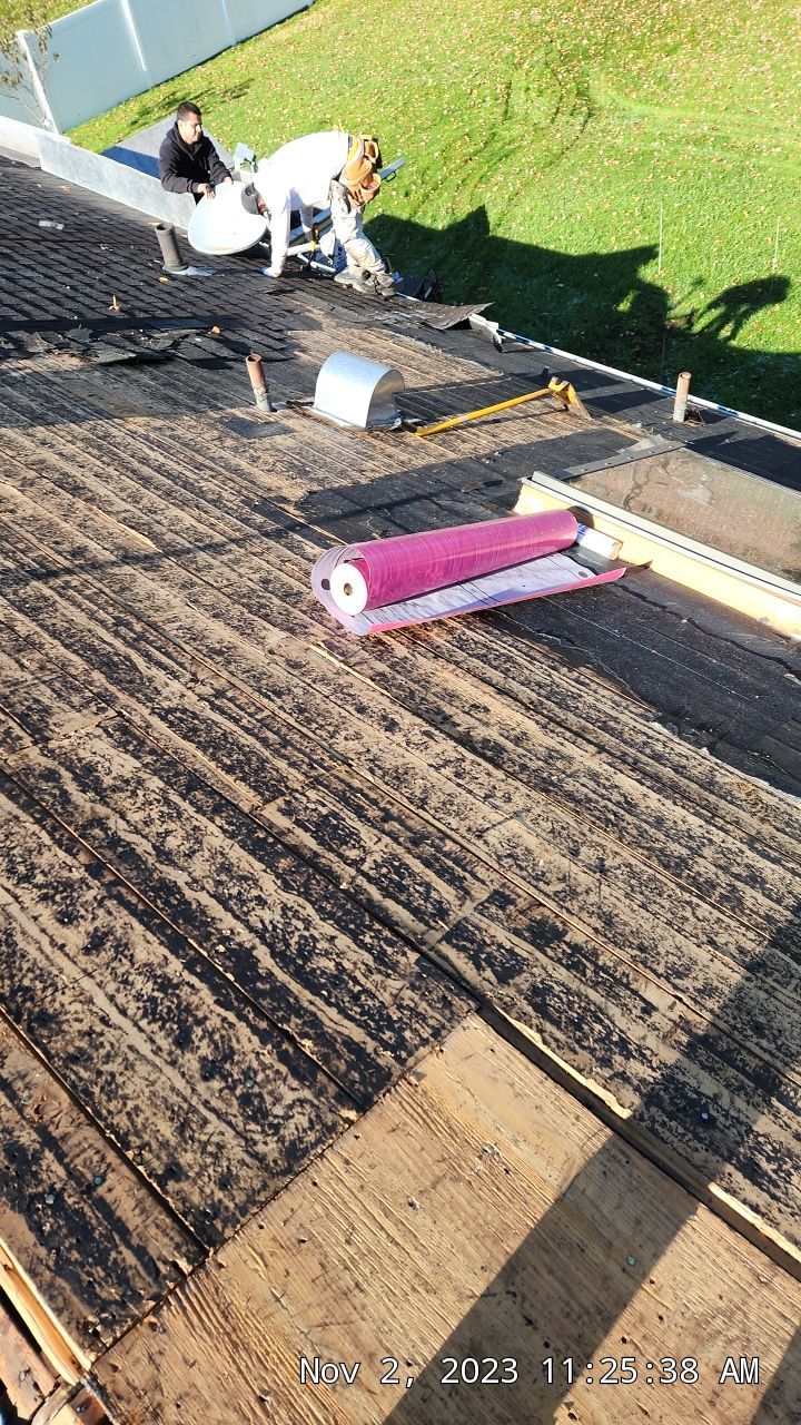 Residential Roofing Installation using Owens Corning TruDefinition Estate Gray by A Plus Exterior