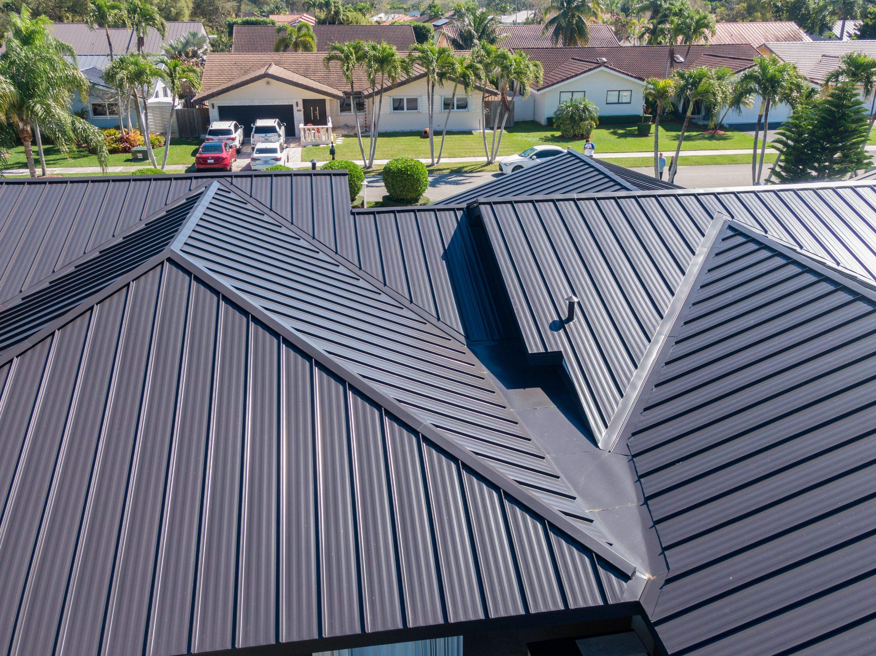 Metal Roof - Galvalume - Matte Black by Istueta Roofing