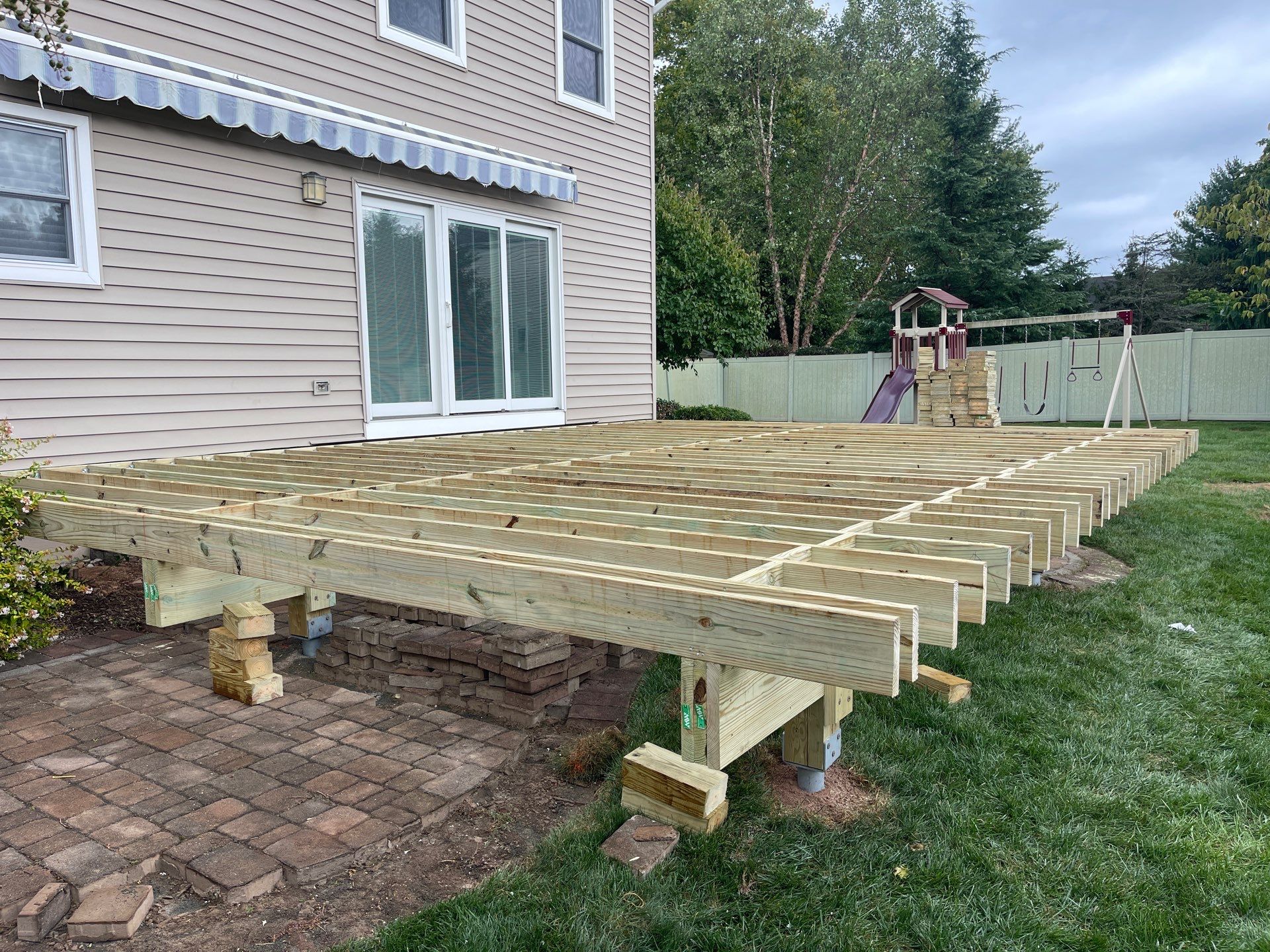 New Deck and Steps by deck guardian