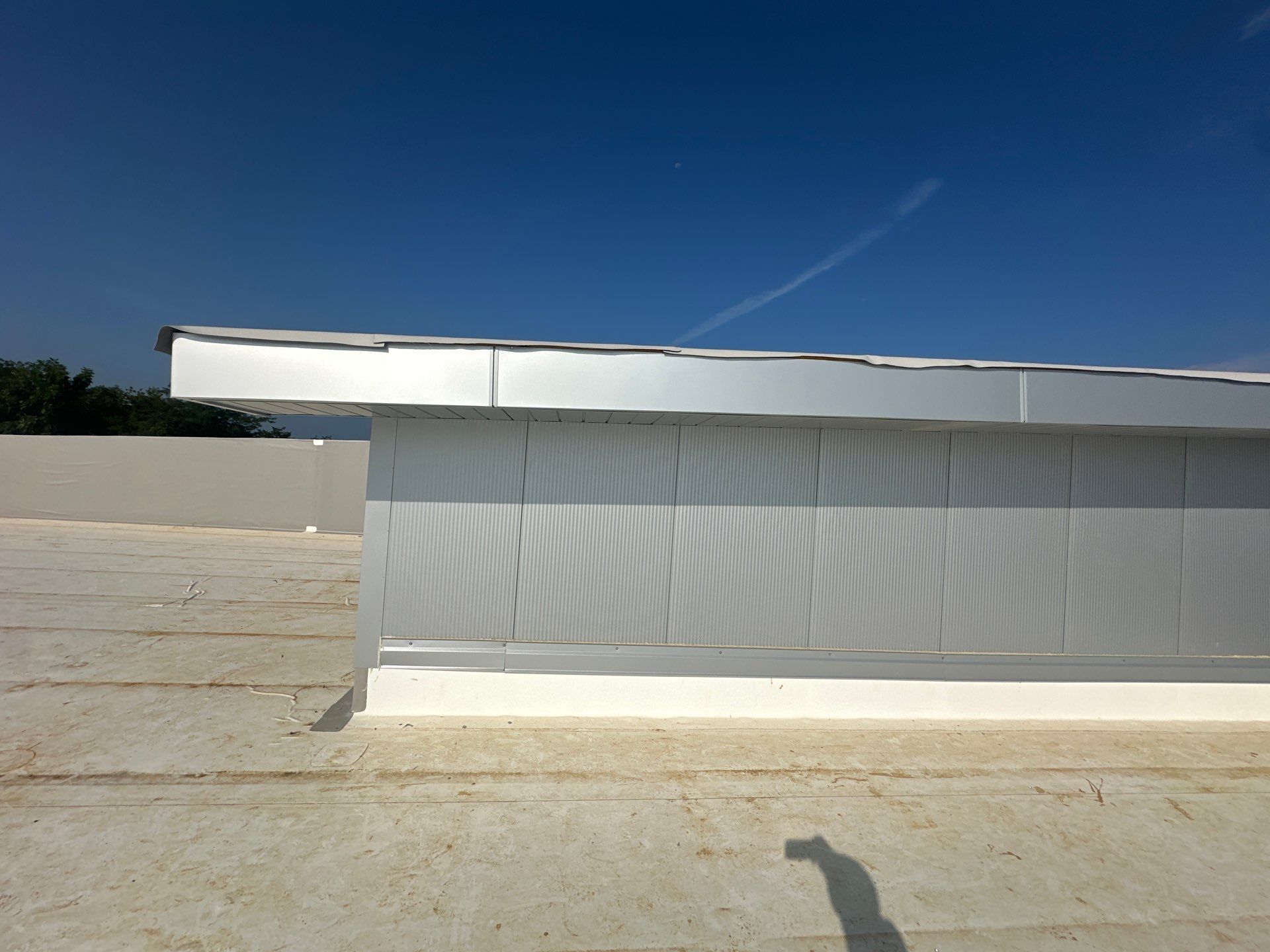 Commercial Siding  using Insulated roof and wall panels by Nitro Roofing and Construction