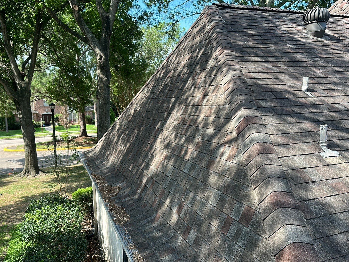 Residential Roofing Installation using Owen's Corning Duration (Lifetime) Shingles by Roof Repair Company