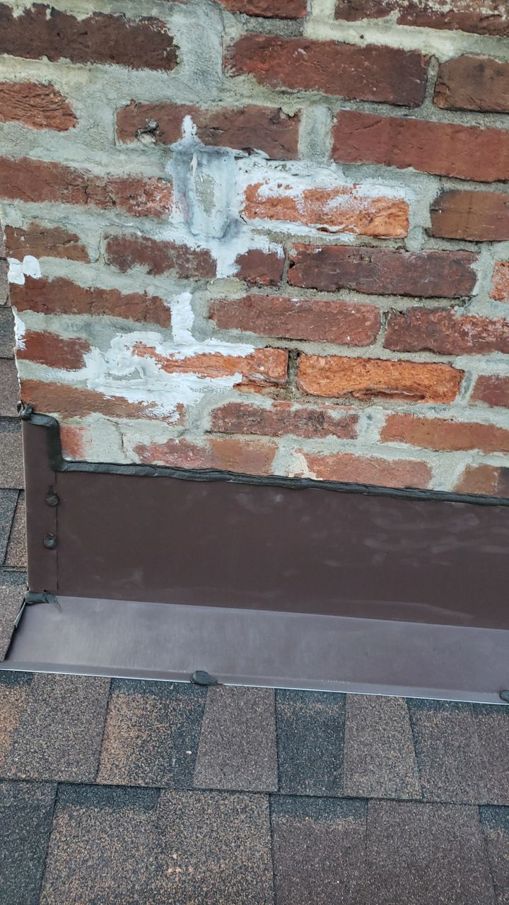 Arlington: CertainTeed Landmark Pro Designer Shingles in Max Def Burnt Sienna by RM Banning, Inc.