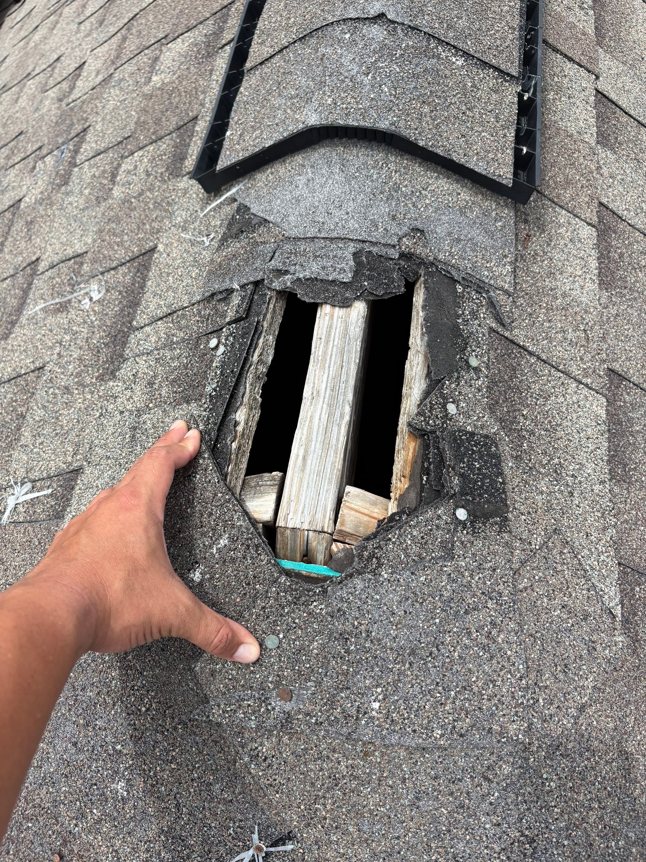 Emergency Roof Leak Repair | Austin, TX