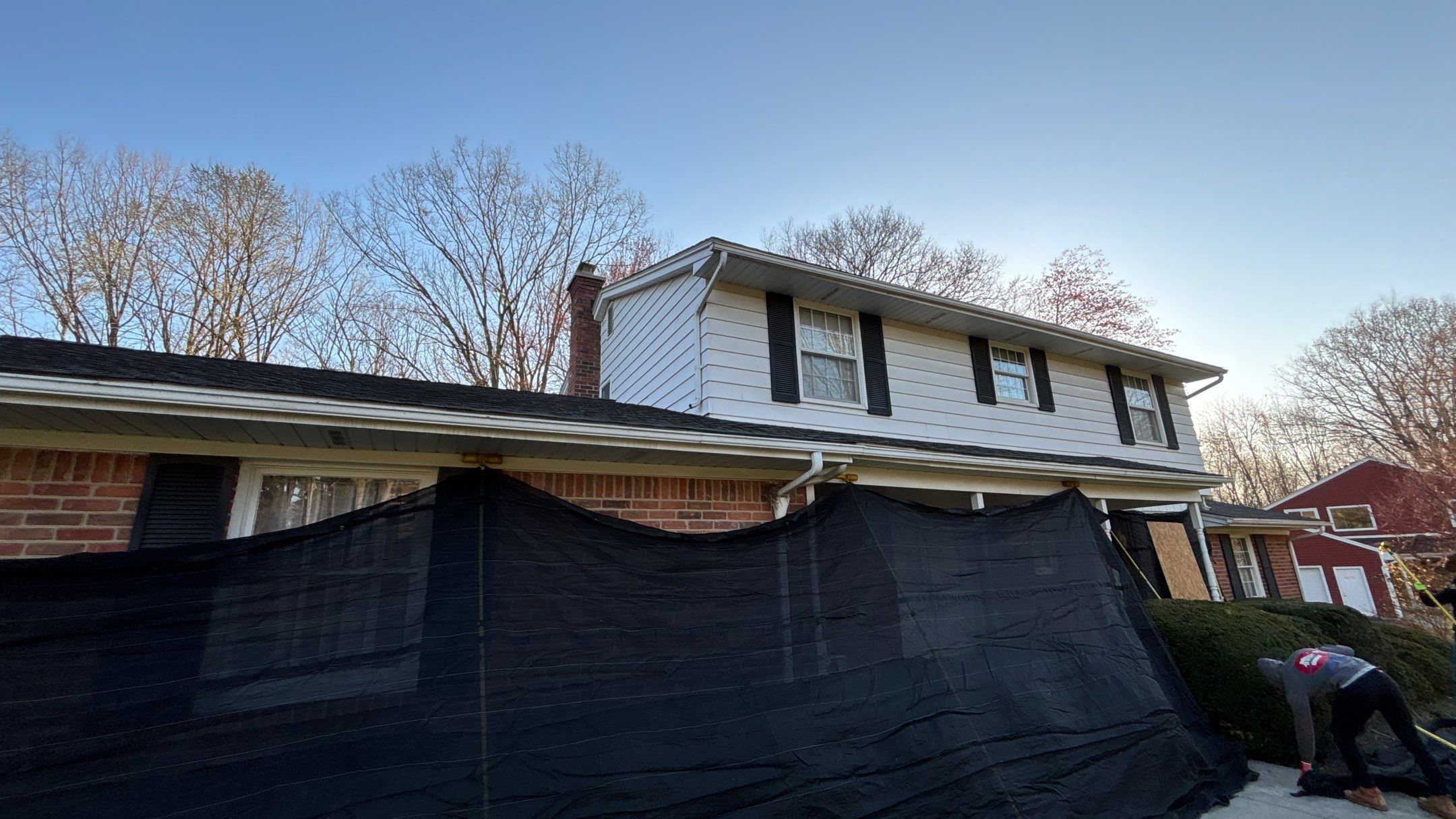 Roof Replacement using Owens Corning Onyx Black by 180 Contractors