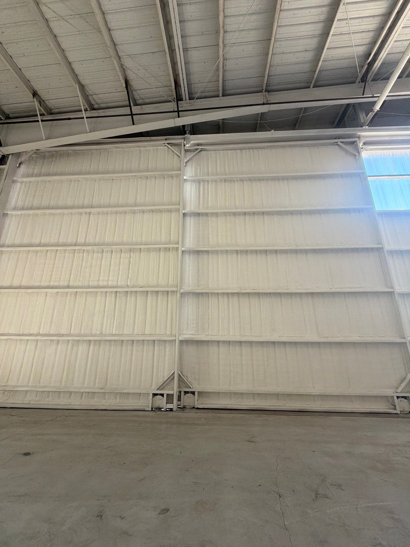 20,000 SF Airplane Hangar  by Apex Insulation Solutions