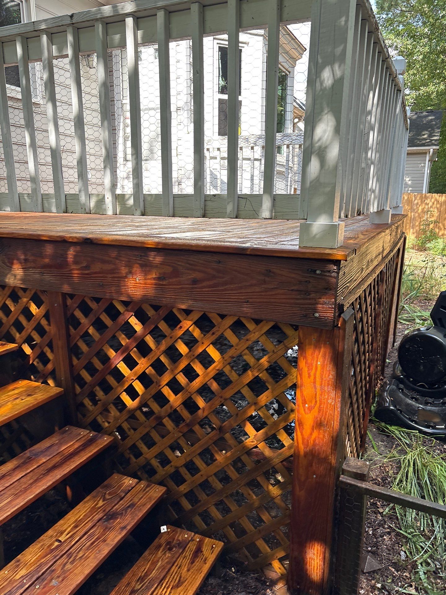 Wood Deck using Wood Sealant by DuraSeal