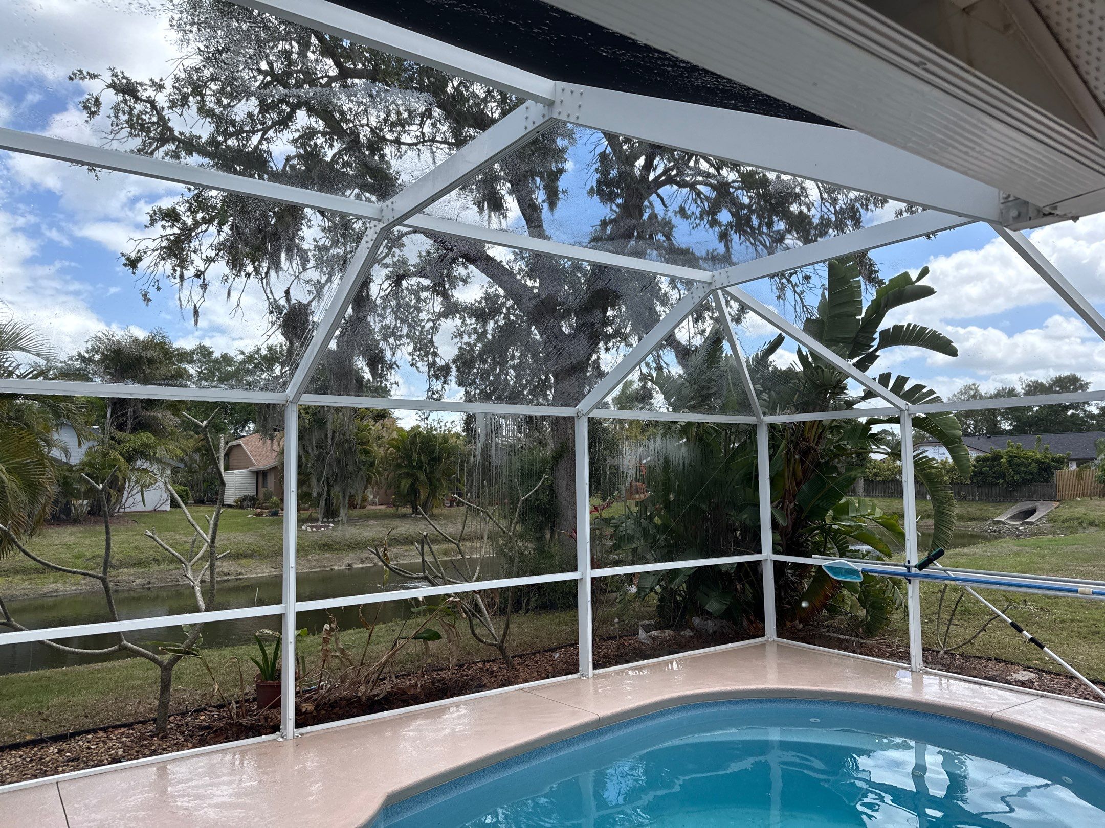 Pool Cage & Painted Pool Deck Cleaning in Sarasota, FL | Soft Wash by Sunshine AquaWash