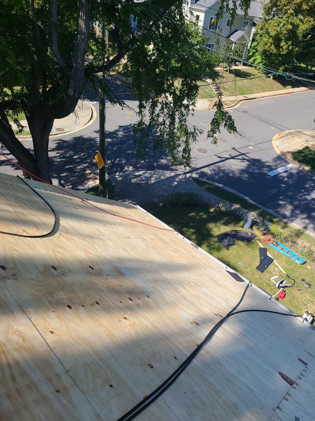 Arlington: Residential Roof Replacement With CertainTeed Landmark Designer Shingles in Georgetown Gray by RM Banning, Inc.
