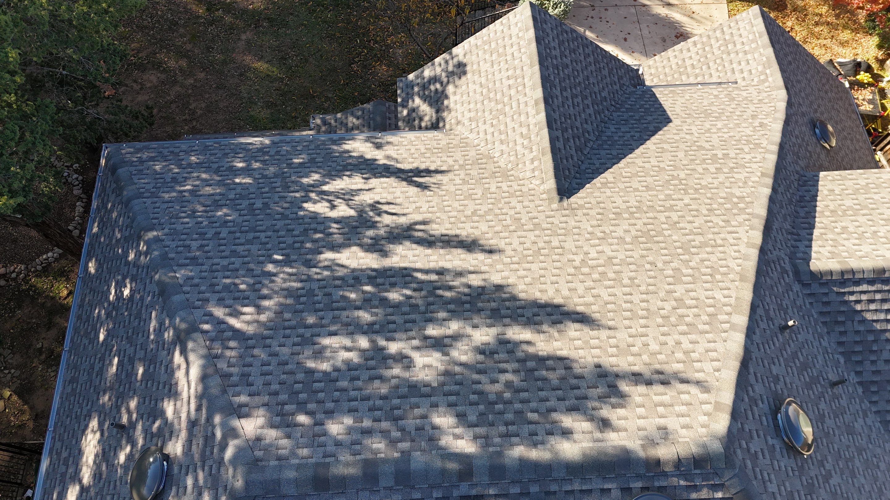 Grapevine Texas Project - Retail Roof Replacement  by First United Roofing & Construction