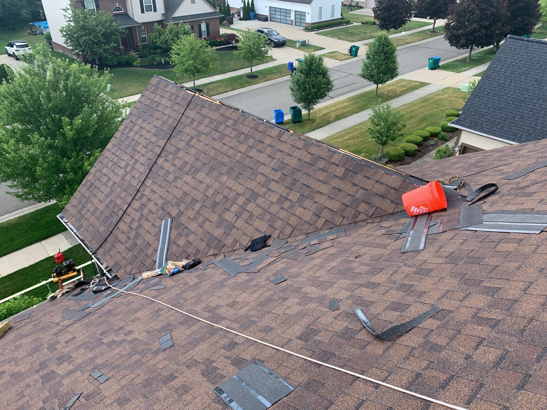 Roof Replacement using CertainTeed Landmark by 180 Contractors