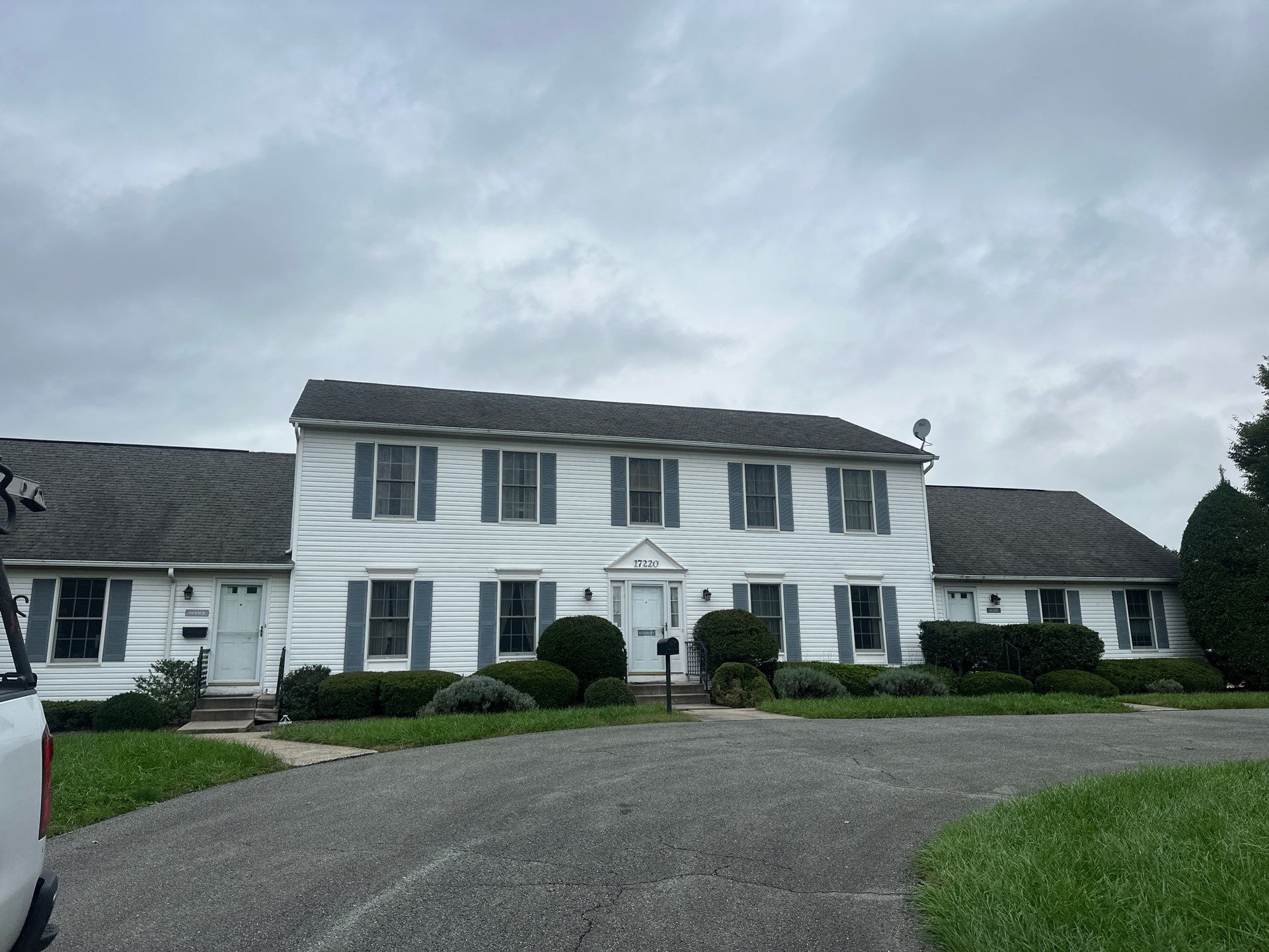 Church using Vinyl CertainTeed Main Street by ExteriorPros