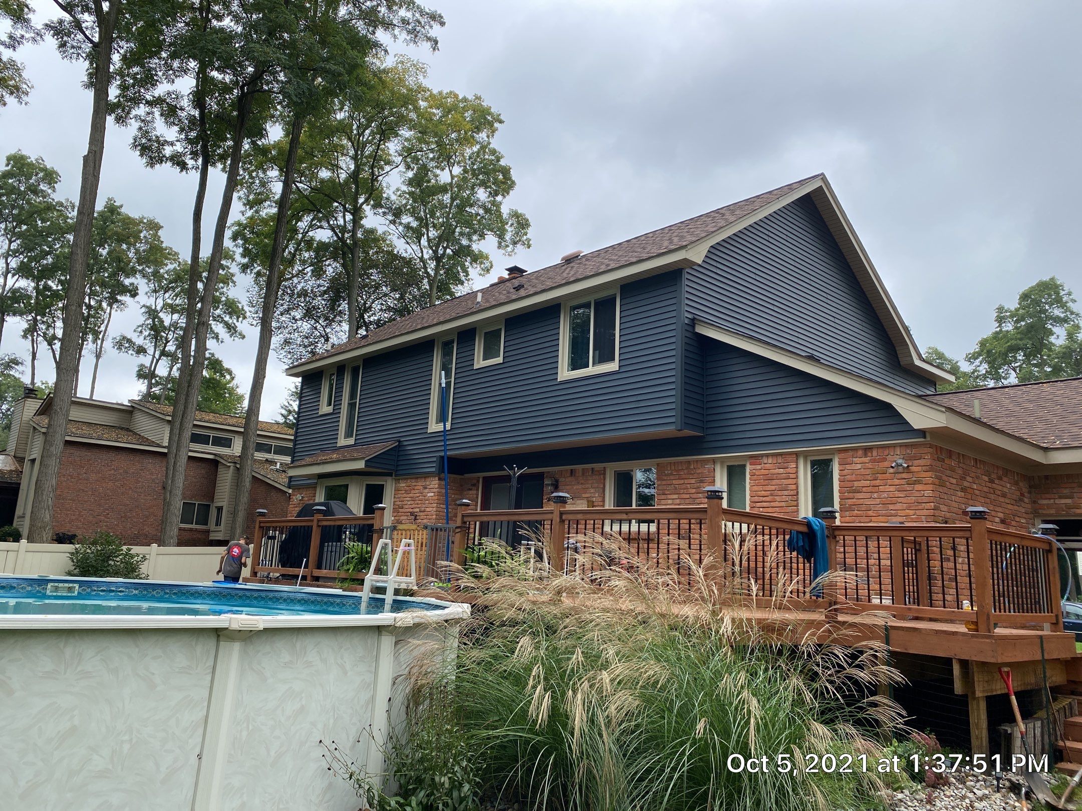 Siding Replacement using CertainTeed Restoration Classic D5 by 180 Contractors