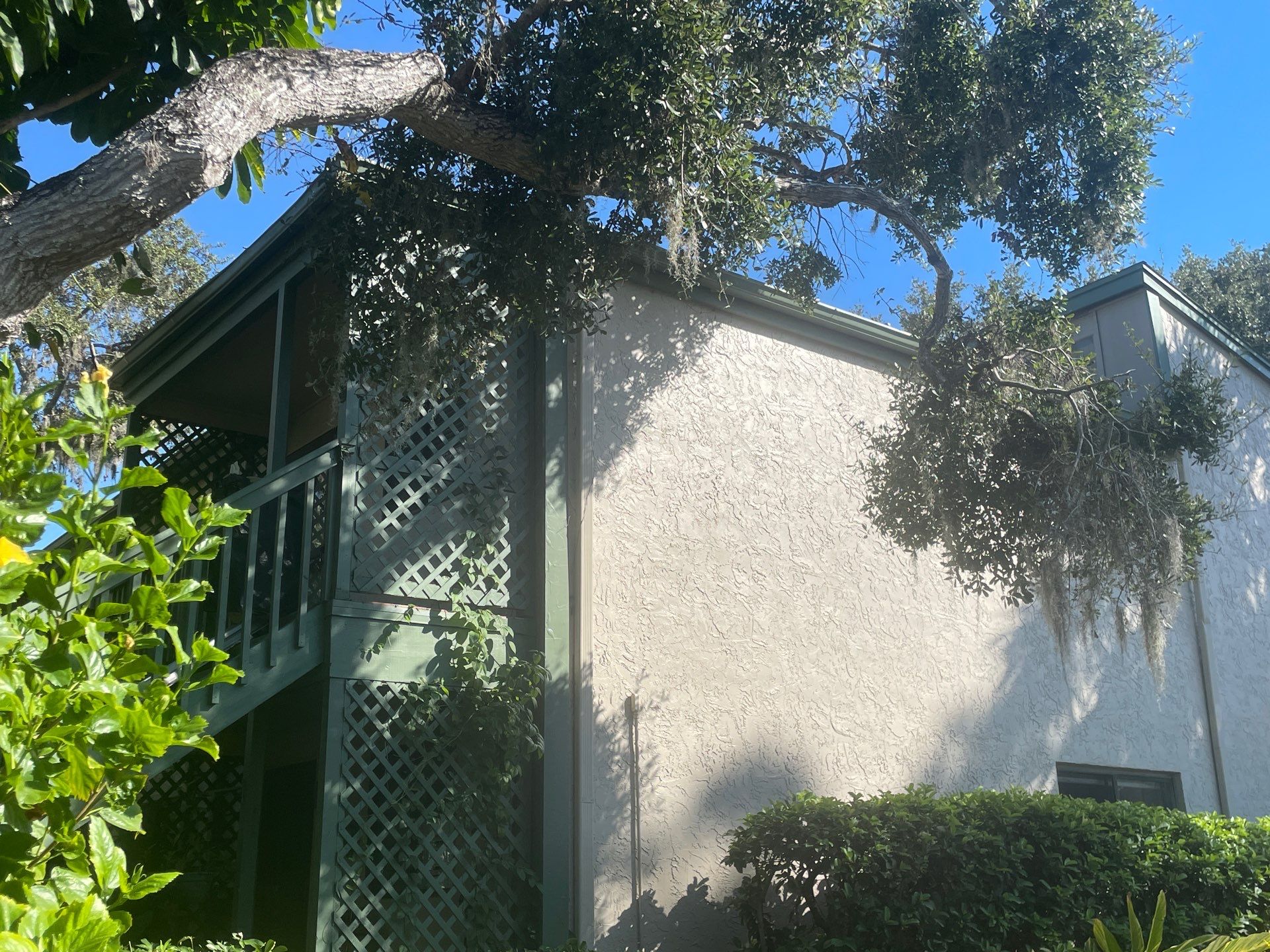 White Gutters Repair and Installation in Sarasota FL by Gutter Professors