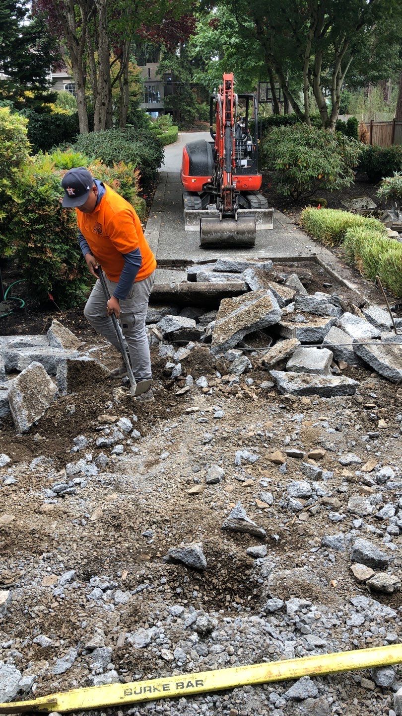 Eggers | Aggregate Finish Driveway, Concrete Project  by Jireh Asphalt & Concrete Inc 